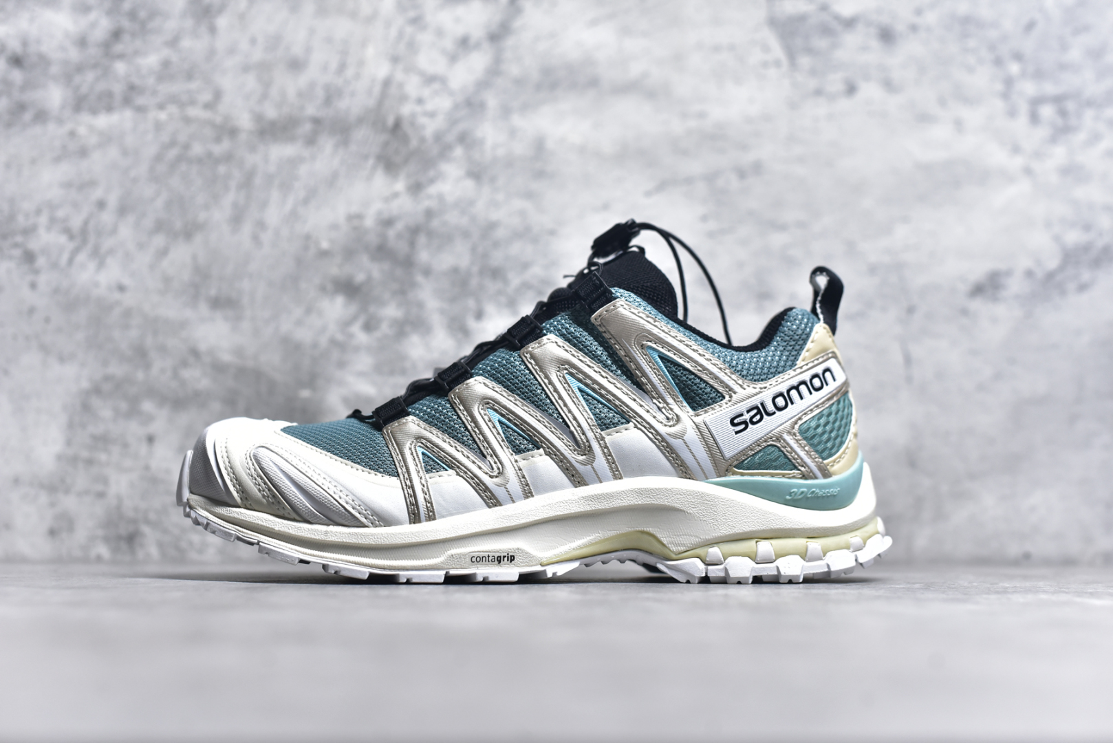 #纯原福利特价  Salomon系列. 萨洛蒙户外越野跑鞋 全套原纸板楦头开发 原厂特供网布配套加持 确保原汁原味 完美呈现版型 鞋面采用SENSIFIT贴合技术 全方位贴合包裹脚型 鞋跟部鞋底牵引设计 提供强大的抓地性能 更适应野外崎岖不平的道路 原档数据独家私模五层组合大底 男女鞋同步官方原装Ortholite轻量化鞋垫 中底布带钢印编号 原厂TPU锁扣 进口港宝加持 后跟自然饱满 还原公司包裹性 尺码：36 36.5 37.5 38 38.5 39 40 40.5 41 42 42.5 43 44 44.5 45-选品中心