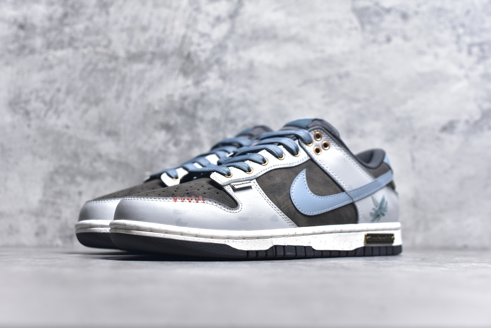 图片[2]-#Nk SB Dunk Low 和平鸽 周年高端定制 低帮休闲板鞋 GB1220-010 #定制鞋盒 大厂纯原品质出货 超高清洁度 皮料切割干净无任何毛边 细节完美 尺码：36 36.5 37.5 38 38.5 39 40 40.5 41 42 42.5 43 44 44.5 45 9.E5-选品中心