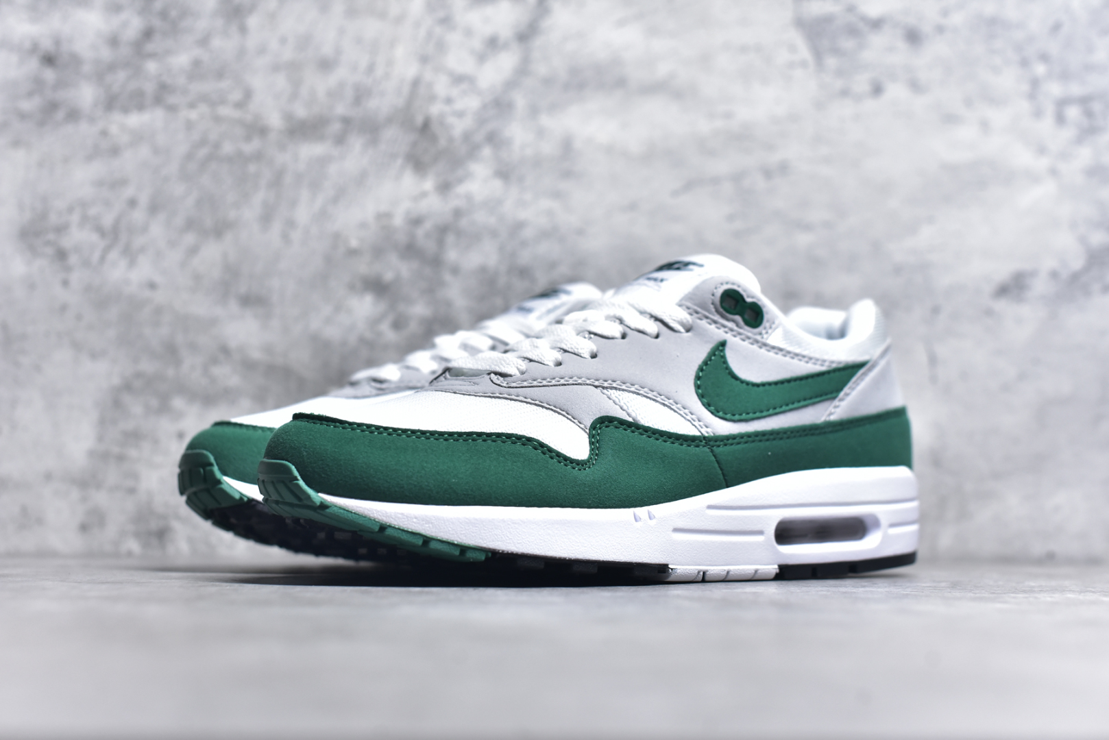 图片[2]-#Nike Air Max 1 白绿 复古休闲跑步鞋 官方同步上架 真标原盒 原底原面 正确版型 原版开发 精准细节 市面最高版本 货号：DZ2628-003 尺码：36 36.5 37.5 38 38.5 39 40 40.5 41 42 42.5 43 44 45 46 46.5 47.5-选品中心