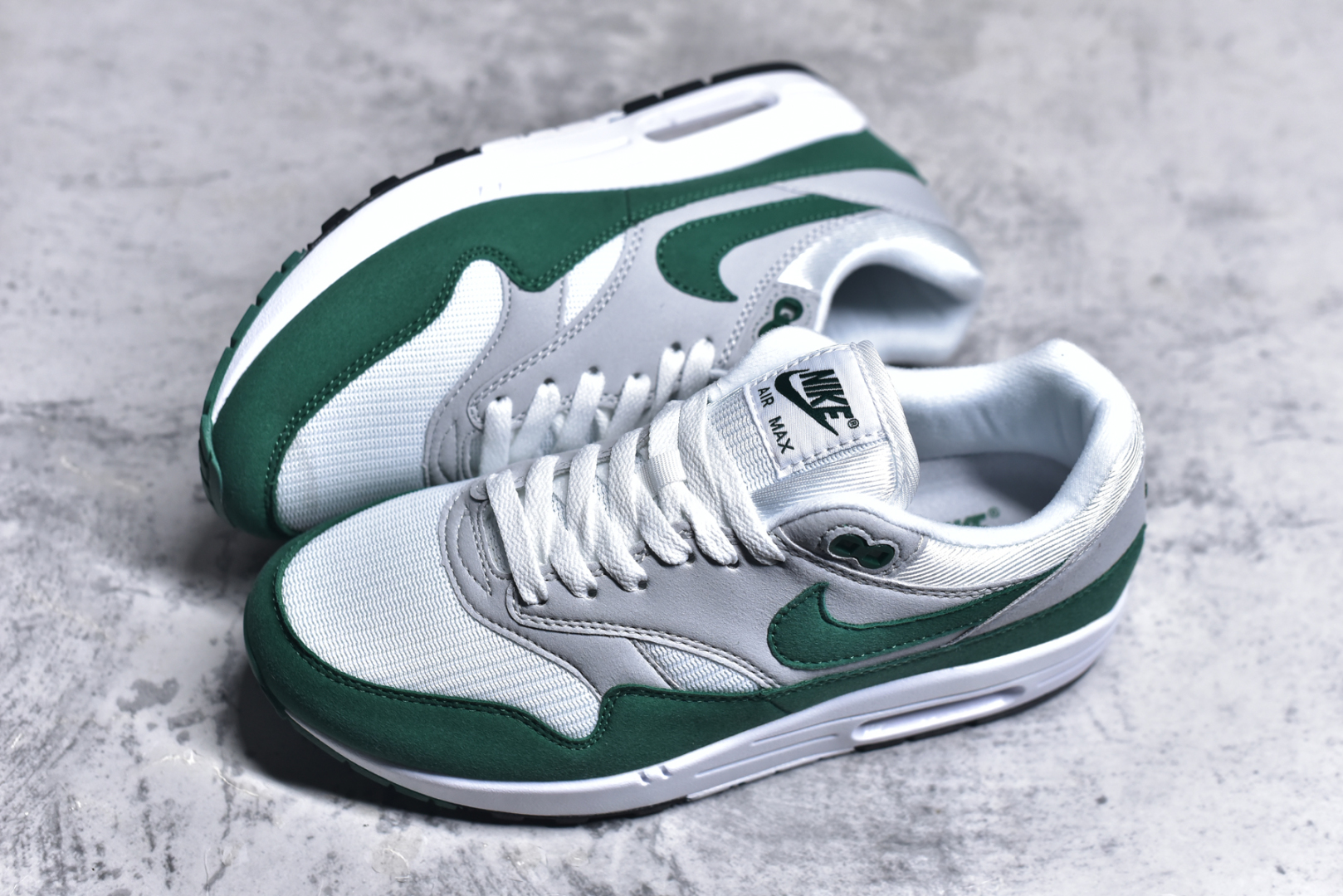 图片[7]-#Nike Air Max 1 白绿 复古休闲跑步鞋 官方同步上架 真标原盒 原底原面 正确版型 原版开发 精准细节 市面最高版本 货号：DZ2628-003 尺码：36 36.5 37.5 38 38.5 39 40 40.5 41 42 42.5 43 44 45 46 46.5 47.5-选品中心