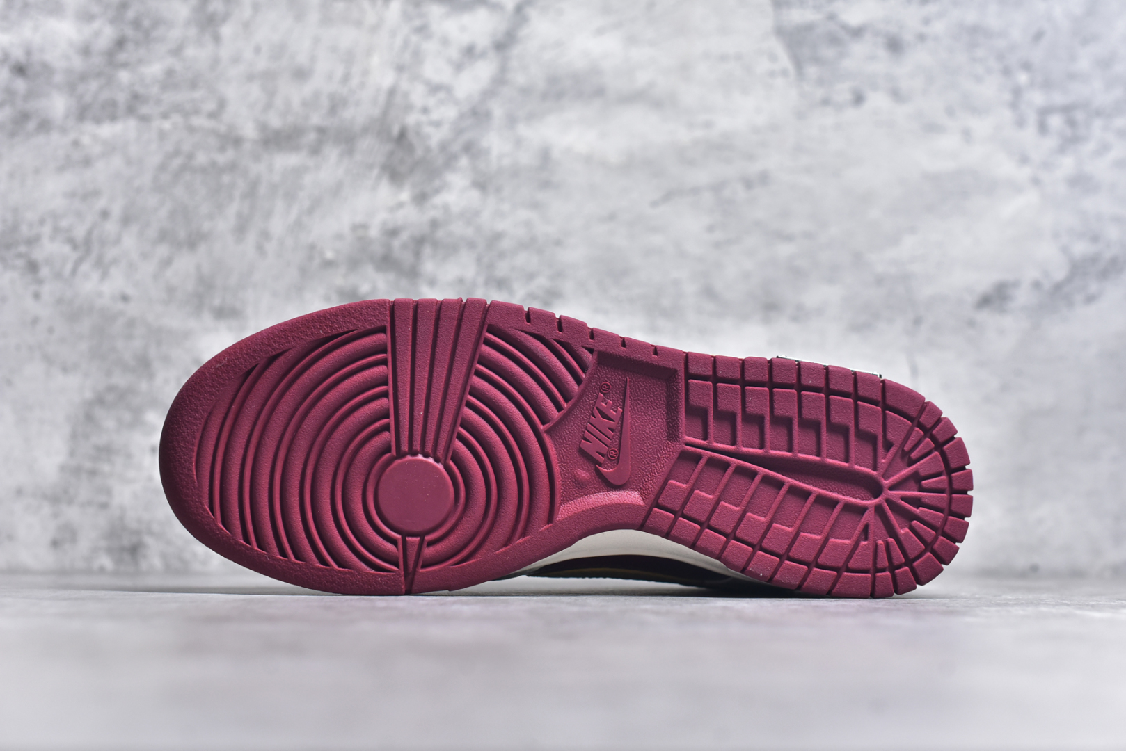 图片[6]-#Nk SB Dunk Low 蛇年限定 周年高端定制 低帮休闲板鞋 WR0102-012 #定制鞋盒 大厂纯原品质出货 超高清洁度 皮料切割干净无任何毛边 细节完美 尺码：39 40 40.5 41 42 42.5 43 44 44.5 45 46 9.E5-选品中心
