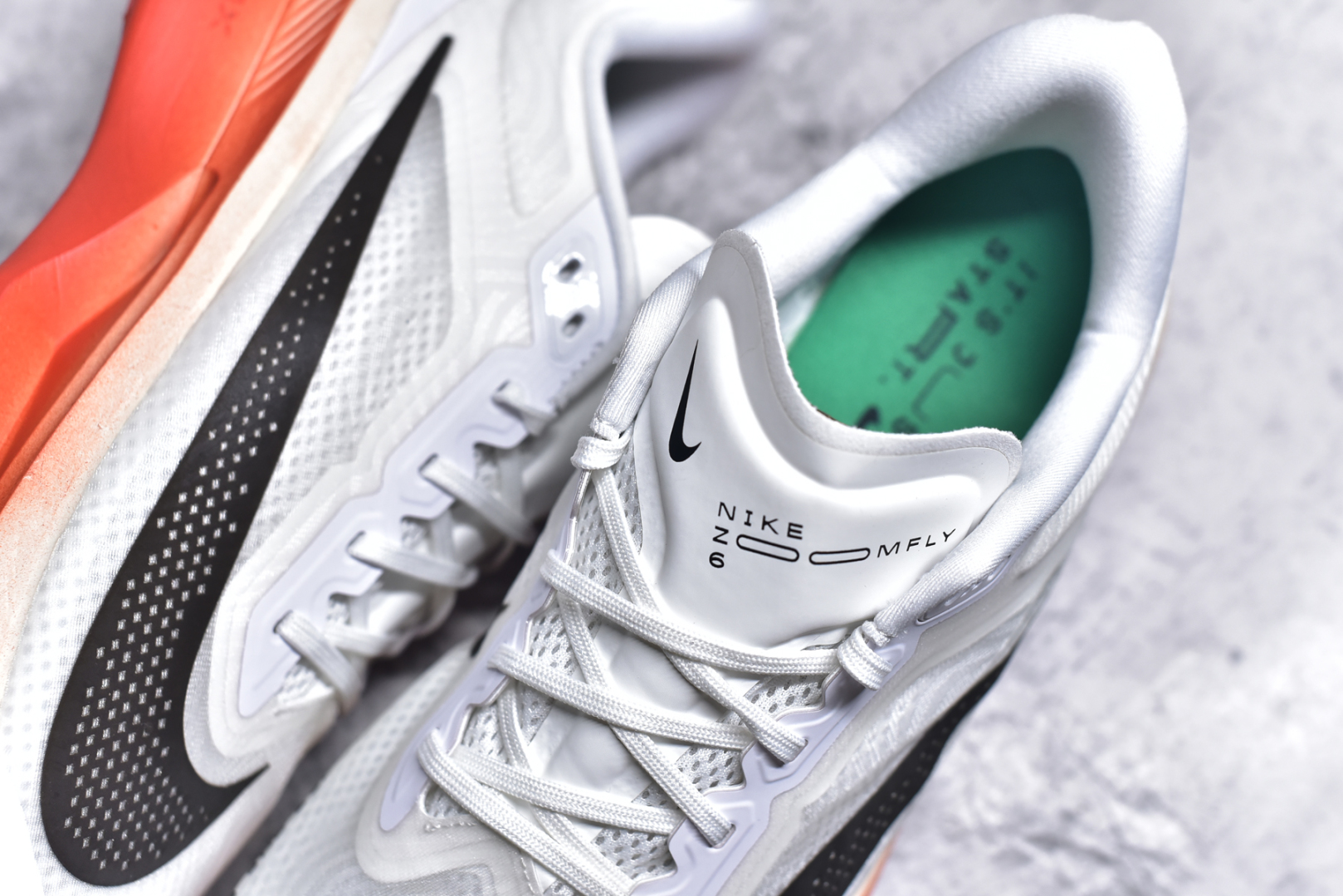 图片[9]-#NK ZoomX Invincible Run Flyknit 6 轻量跑鞋 飞织低帮休闲运动慢跑鞋 厚底增高 老爹鞋 此鞋专为短跑运动员而生 是为 5 至 10 公里距离的赛事和训练打造 整体设计采用流线型的轻质工程网眼材质构成鞋面 并与其他 Running 旗舰鞋款同样搭载全脚掌 ZoomX 缓冲中底 搭配 Pebax 物料与橡胶外底 ZoomX StreakFly 首发配色以Prototype呈现 其灵感是来自开发期间的磨损测试 透过编号的标记与内侧的预期跑步距离突出研发过程 货号： HJ7038-100 尺码：36 36.5 37.5 38 38.5 39 40 40.5 41 42 42.5 43 44 45-选品中心