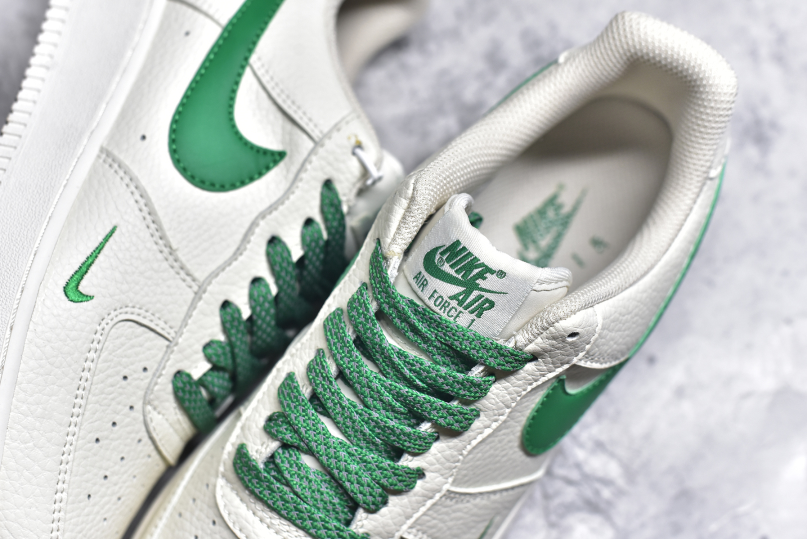 图片[9]-#Air Force 1 \’07 Low 米白绿反光原楦头原纸板 打造纯正空军版型 #专注外贸渠道 全掌内置蜂窝气垫 #原盒配件 原厂中底钢印、拉帮完美 官方同步上架货号：DD8959-707 尺码：35.5 36 36.5 37.5 38 38.5 39 40 40.5 41 42 42.5 43 44 44.5 45-选品中心
