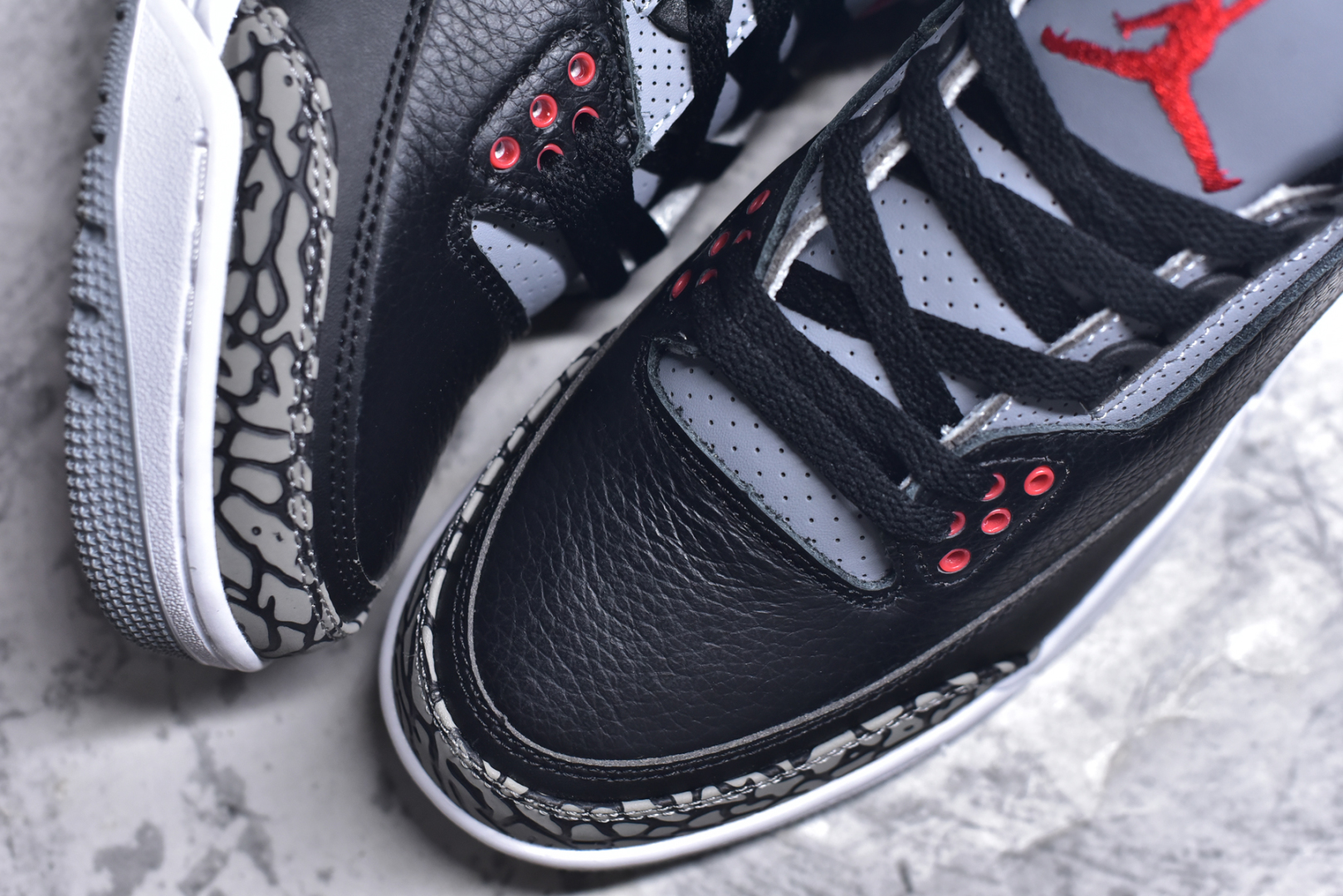图片[8]-#秒杀 外贸版福利特价 Air Jordan AJ3 系列 原纸板楦头开发 鞋型匹配公司货 正确鞋舌立体高频 最新原厂底模 大底卡色咬花完美 鞋柜必备鞋款 终端现货供应 尺码：36 36.5 37.5 38 38.5 39 40 40.5 41 42 42.5 43 44 44.5 45 46 47.5-选品中心