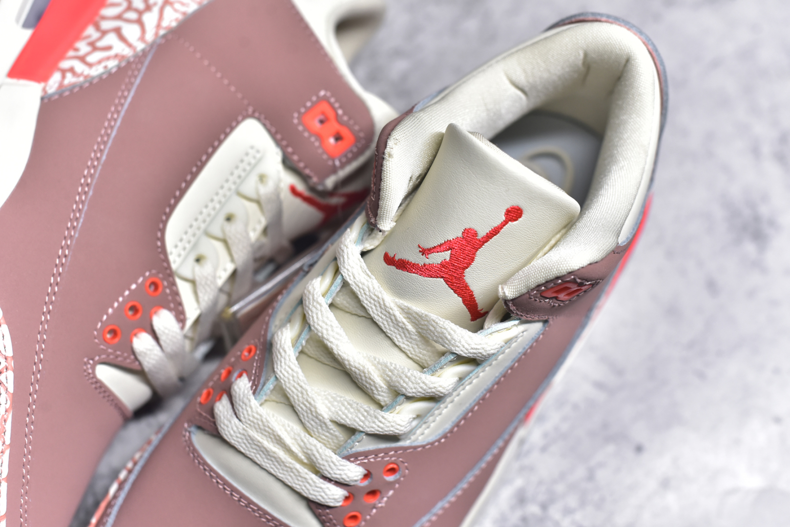 图片[9]-#秒杀 外贸版福利特价 Air Jordan AJ3 系列 原纸板楦头开发 鞋型匹配公司货 正确鞋舌立体高频 最新原厂底模 大底卡色咬花完美 鞋柜必备鞋款 终端现货供应 尺码：36 36.5 37.5 38 38.5 39 40 40.5 41 42 42.5 43 44 44.5 45 46 47.5-选品中心