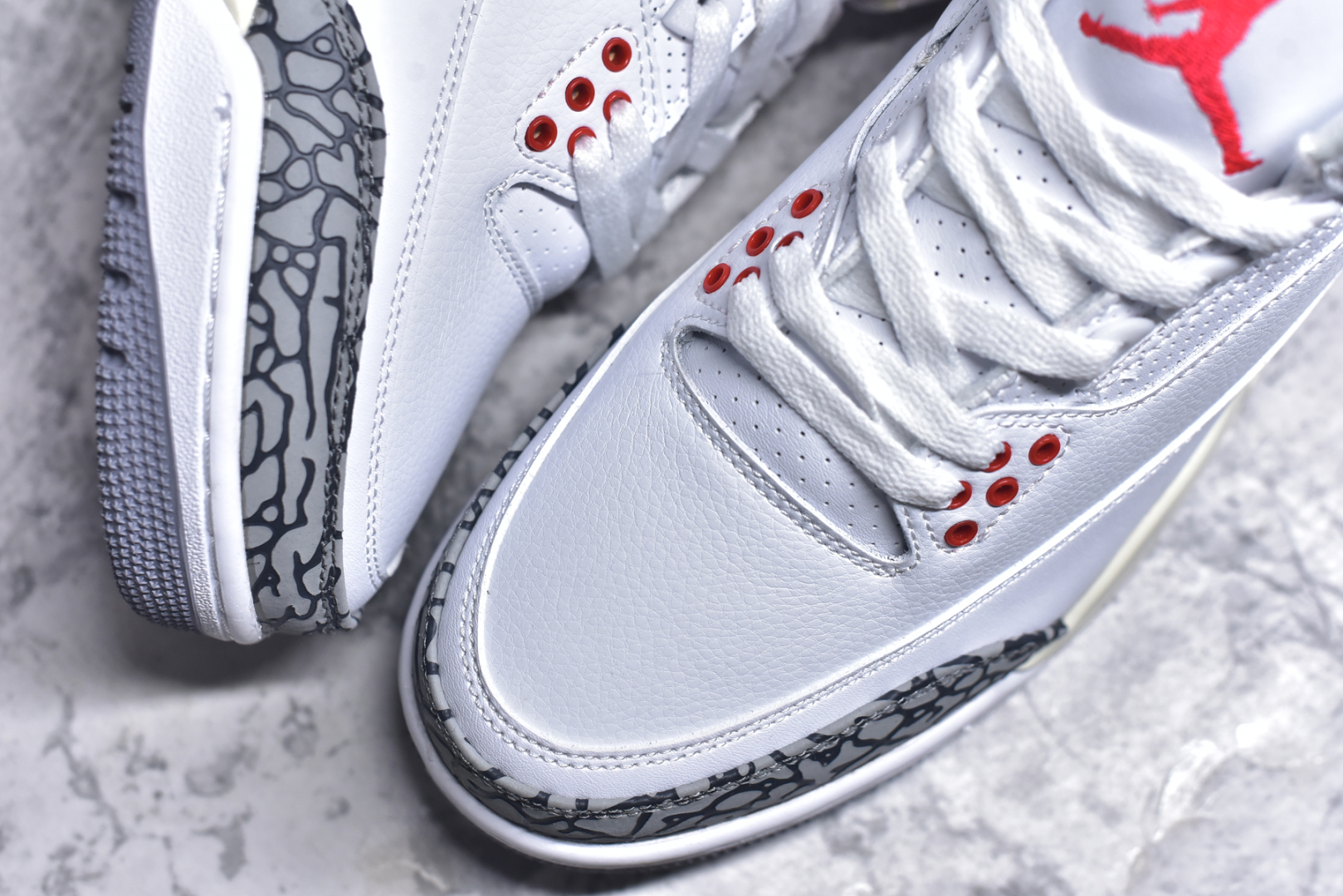 图片[8]-#秒杀 外贸版福利特价 Air Jordan AJ3 系列 原纸板楦头开发 鞋型匹配公司货 正确鞋舌立体高频 最新原厂底模 大底卡色咬花完美 鞋柜必备鞋款 终端现货供应 尺码：36 36.5 37.5 38 38.5 39 40 40.5 41 42 42.5 43 44 44.5 45 46 47.5-选品中心