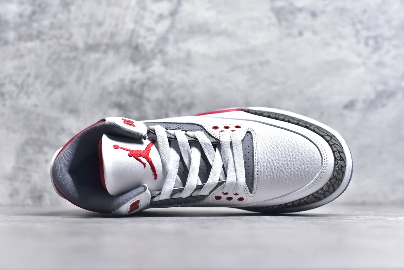 图片[4]-#秒杀 外贸版福利特价 Air Jordan AJ3 系列 原纸板楦头开发 鞋型匹配公司货 正确鞋舌立体高频 最新原厂底模 大底卡色咬花完美 鞋柜必备鞋款 终端现货供应 尺码：36 36.5 37.5 38 38.5 39 40 40.5 41 42 42.5 43 44 44.5 45 46 47.5-选品中心
