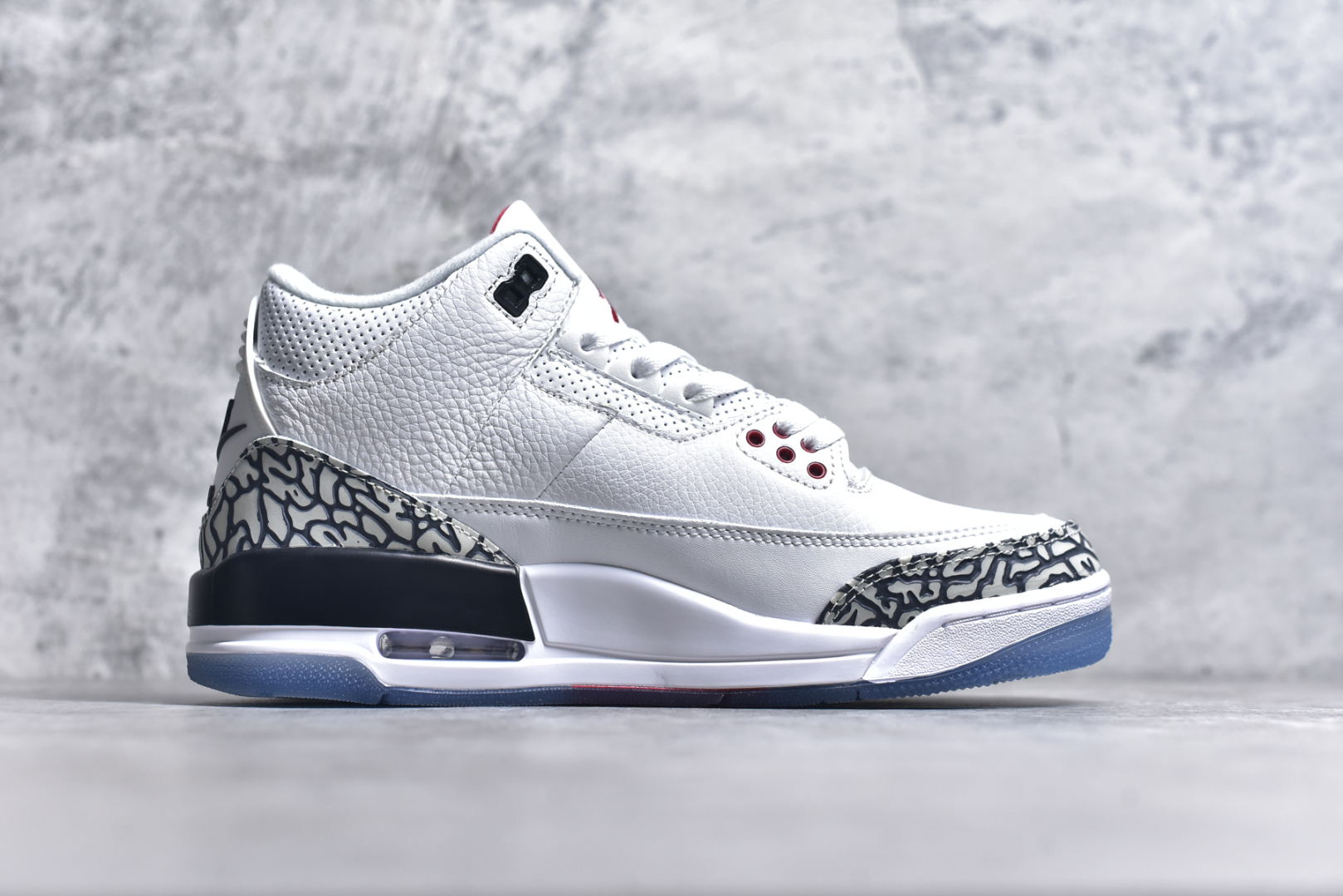 图片[3]-#秒杀 外贸版福利特价 Air Jordan AJ3 系列 原纸板楦头开发 鞋型匹配公司货 正确鞋舌立体高频 最新原厂底模 大底卡色咬花完美 鞋柜必备鞋款 终端现货供应 尺码：36 36.5 37.5 38 38.5 39 40 40.5 41 42 42.5 43 44 44.5 45 46 47.5-选品中心