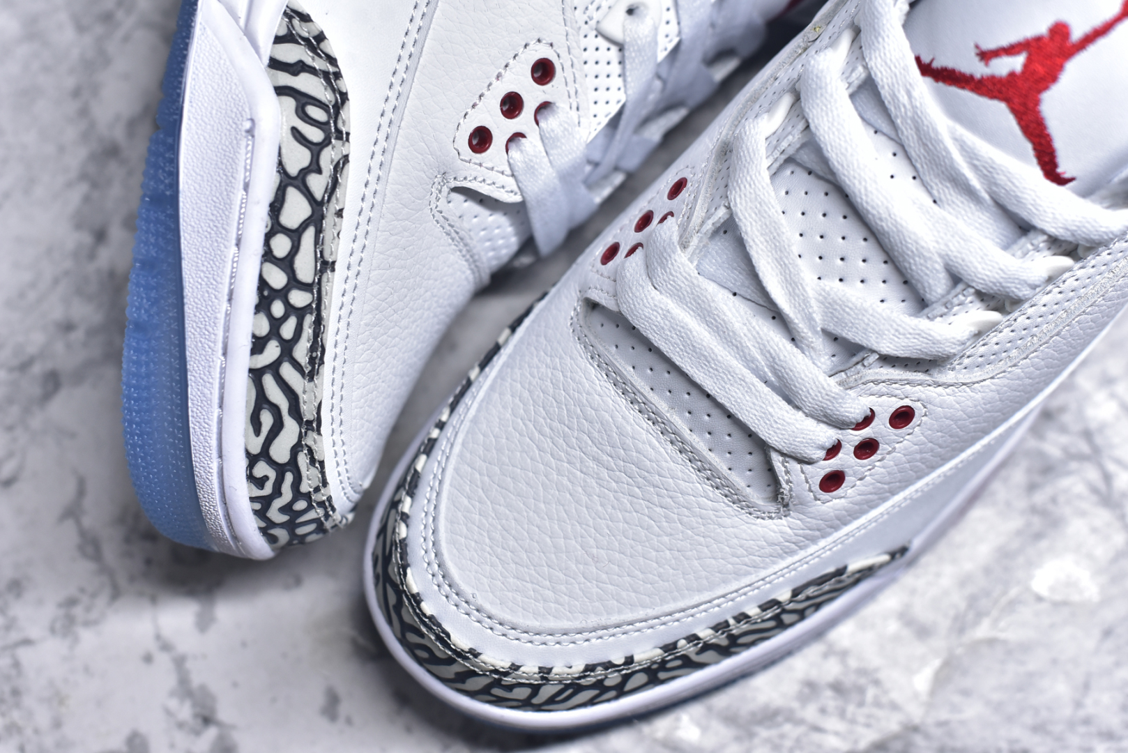 图片[8]-#秒杀 外贸版福利特价 Air Jordan AJ3 系列 原纸板楦头开发 鞋型匹配公司货 正确鞋舌立体高频 最新原厂底模 大底卡色咬花完美 鞋柜必备鞋款 终端现货供应 尺码：36 36.5 37.5 38 38.5 39 40 40.5 41 42 42.5 43 44 44.5 45 46 47.5-选品中心