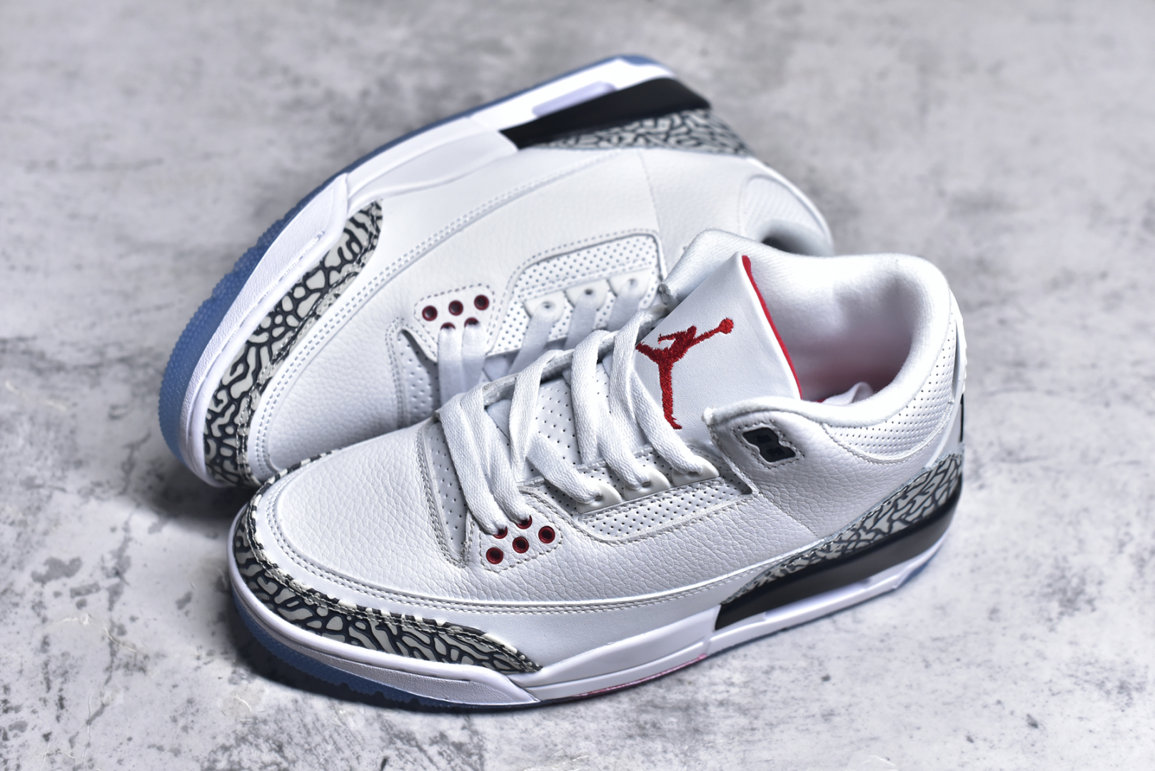 图片[7]-#秒杀 外贸版福利特价 Air Jordan AJ3 系列 原纸板楦头开发 鞋型匹配公司货 正确鞋舌立体高频 最新原厂底模 大底卡色咬花完美 鞋柜必备鞋款 终端现货供应 尺码：36 36.5 37.5 38 38.5 39 40 40.5 41 42 42.5 43 44 44.5 45 46 47.5-选品中心