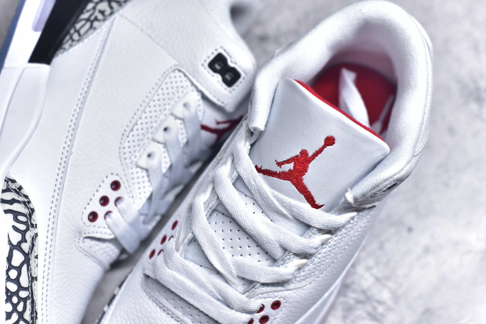 图片[9]-#秒杀 外贸版福利特价 Air Jordan AJ3 系列 原纸板楦头开发 鞋型匹配公司货 正确鞋舌立体高频 最新原厂底模 大底卡色咬花完美 鞋柜必备鞋款 终端现货供应 尺码：36 36.5 37.5 38 38.5 39 40 40.5 41 42 42.5 43 44 44.5 45 46 47.5-选品中心