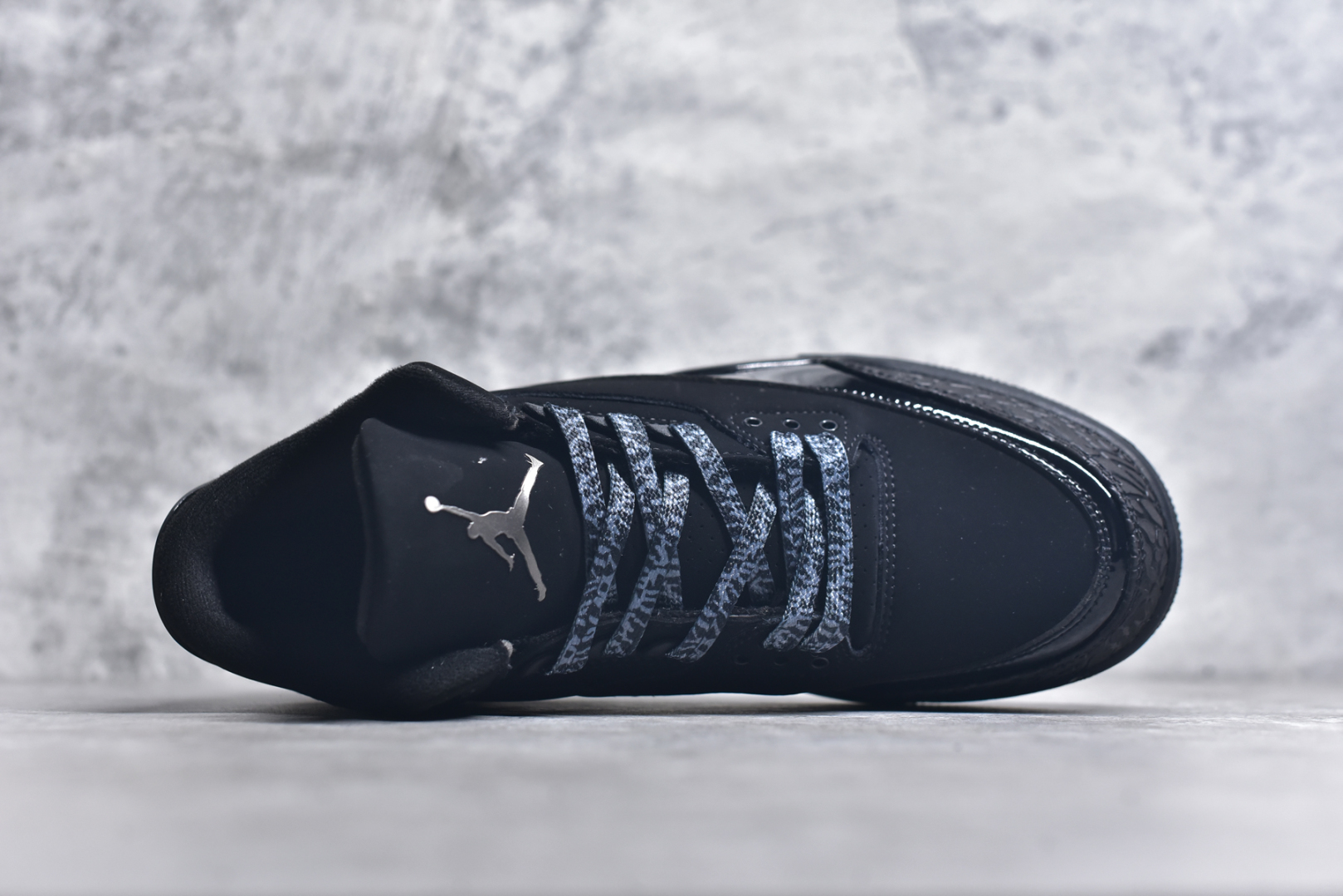 图片[4]-#秒杀 外贸版福利特价 Air Jordan AJ3 系列 原纸板楦头开发 鞋型匹配公司货 正确鞋舌立体高频 最新原厂底模 大底卡色咬花完美 鞋柜必备鞋款 终端现货供应 尺码：36 36.5 37.5 38 38.5 39 40 40.5 41 42 42.5 43 44 44.5 45 46 47.5-选品中心