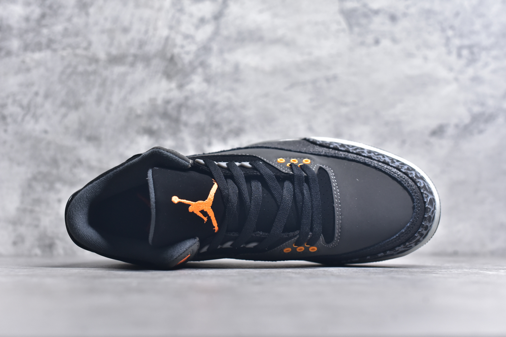 图片[4]-#秒杀 外贸版福利特价 Air Jordan AJ3 系列 原纸板楦头开发 鞋型匹配公司货 正确鞋舌立体高频 最新原厂底模 大底卡色咬花完美 鞋柜必备鞋款 终端现货供应 尺码：36 36.5 37.5 38 38.5 39 40 40.5 41 42 42.5 43 44 44.5 45 46 47.5-选品中心