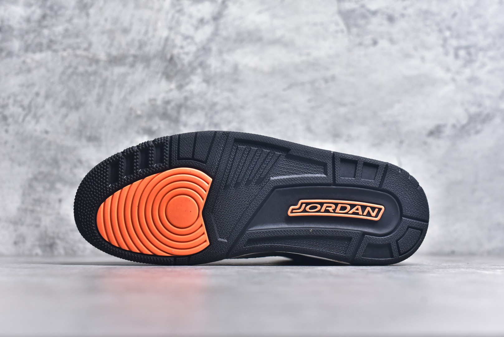 图片[6]-#秒杀 外贸版福利特价 Air Jordan AJ3 系列 原纸板楦头开发 鞋型匹配公司货 正确鞋舌立体高频 最新原厂底模 大底卡色咬花完美 鞋柜必备鞋款 终端现货供应 尺码：36 36.5 37.5 38 38.5 39 40 40.5 41 42 42.5 43 44 44.5 45 46 47.5-选品中心