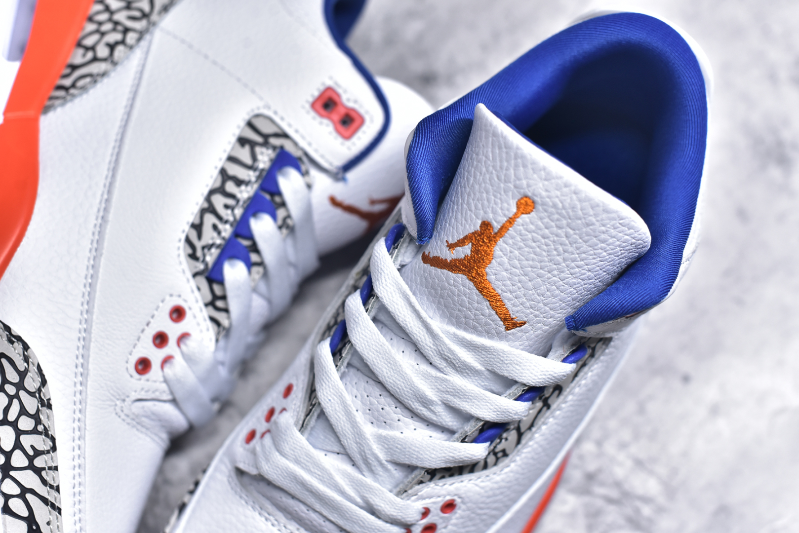 图片[9]-#秒杀 外贸版福利特价 Air Jordan AJ3 系列 原纸板楦头开发 鞋型匹配公司货 正确鞋舌立体高频 最新原厂底模 大底卡色咬花完美 鞋柜必备鞋款 终端现货供应 尺码：36 36.5 37.5 38 38.5 39 40 40.5 41 42 42.5 43 44 44.5 45 46 47.5-选品中心