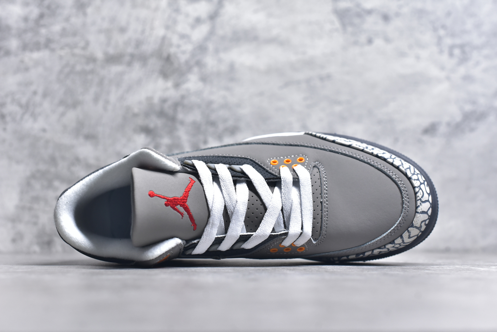 图片[4]-#秒杀 外贸版福利特价 Air Jordan AJ3 系列 原纸板楦头开发 鞋型匹配公司货 正确鞋舌立体高频 最新原厂底模 大底卡色咬花完美 鞋柜必备鞋款 终端现货供应 尺码：36 36.5 37.5 38 38.5 39 40 40.5 41 42 42.5 43 44 44.5 45 46 47.5-选品中心