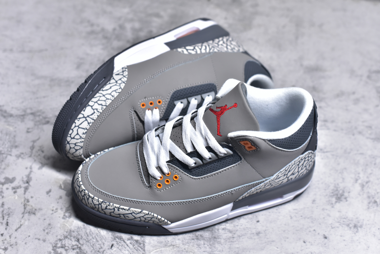 图片[7]-#秒杀 外贸版福利特价 Air Jordan AJ3 系列 原纸板楦头开发 鞋型匹配公司货 正确鞋舌立体高频 最新原厂底模 大底卡色咬花完美 鞋柜必备鞋款 终端现货供应 尺码：36 36.5 37.5 38 38.5 39 40 40.5 41 42 42.5 43 44 44.5 45 46 47.5-选品中心