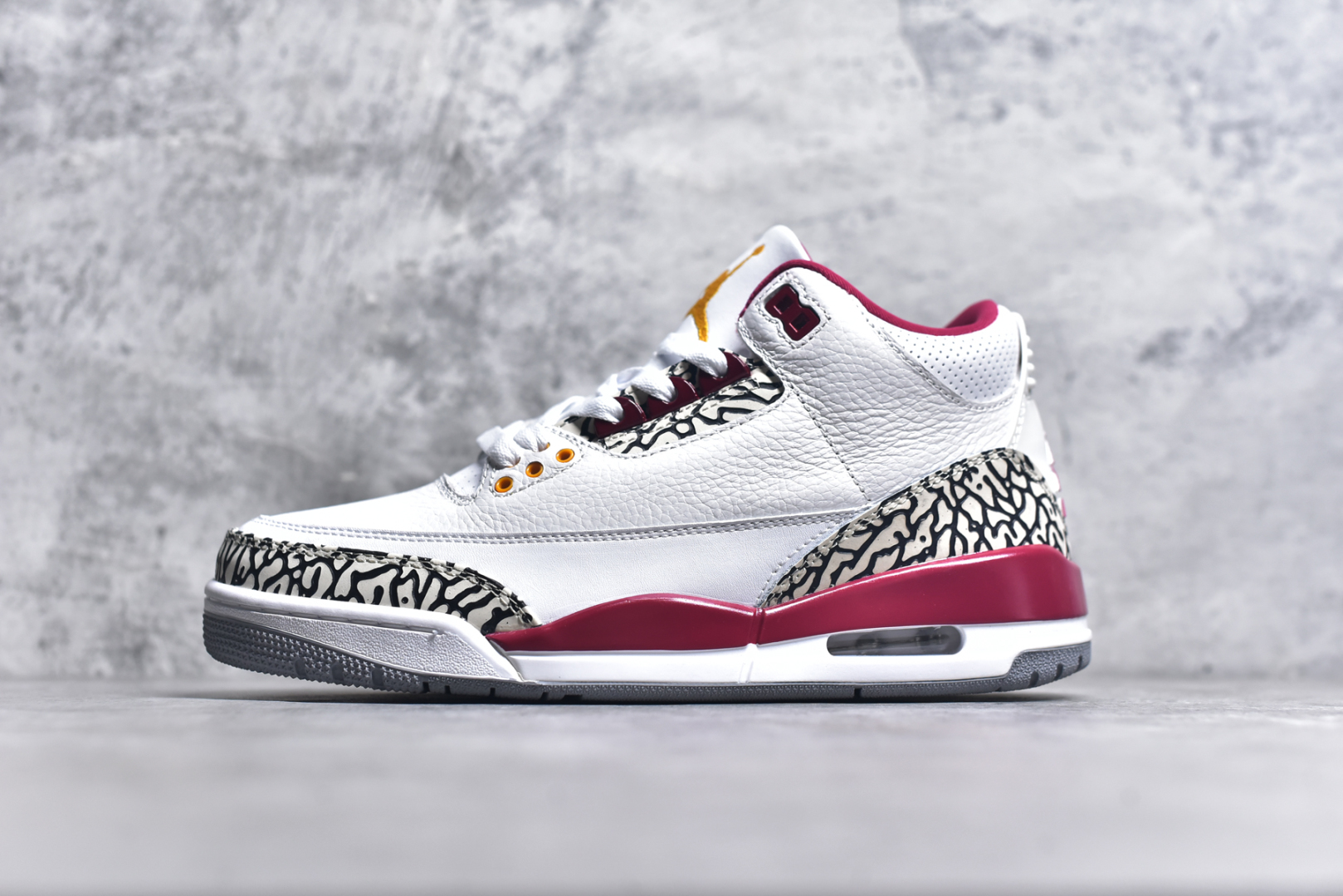 #秒杀 外贸版福利特价 Air Jordan AJ3 系列 原纸板楦头开发 鞋型匹配公司货 正确鞋舌立体高频 最新原厂底模 大底卡色咬花完美 鞋柜必备鞋款 终端现货供应 尺码：36 36.5 37.5 38 38.5 39 40 40.5 41 42 42.5 43 44 44.5 45 46 47.5-选品中心