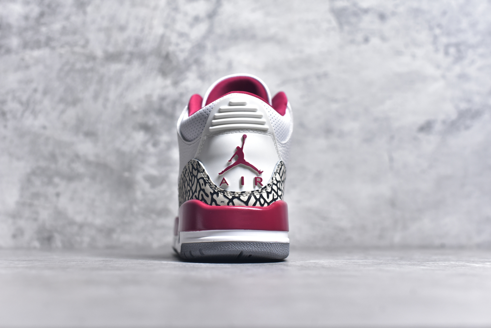 图片[5]-#秒杀 外贸版福利特价 Air Jordan AJ3 系列 原纸板楦头开发 鞋型匹配公司货 正确鞋舌立体高频 最新原厂底模 大底卡色咬花完美 鞋柜必备鞋款 终端现货供应 尺码：36 36.5 37.5 38 38.5 39 40 40.5 41 42 42.5 43 44 44.5 45 46 47.5-选品中心
