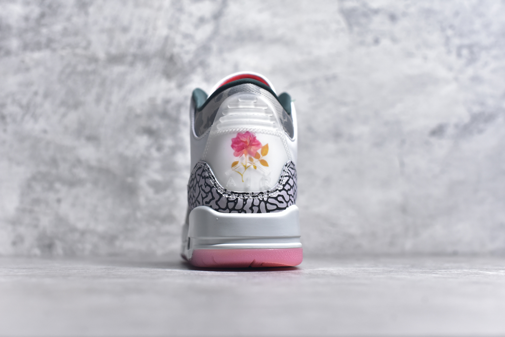 图片[5]-#秒杀 外贸版福利特价 Air Jordan AJ3 系列 原纸板楦头开发 鞋型匹配公司货 正确鞋舌立体高频 最新原厂底模 大底卡色咬花完美 鞋柜必备鞋款 终端现货供应 尺码：36 36.5 37.5 38 38.5 39 40 40.5 41 42 42.5 43 44 44.5 45 46 47.5-选品中心