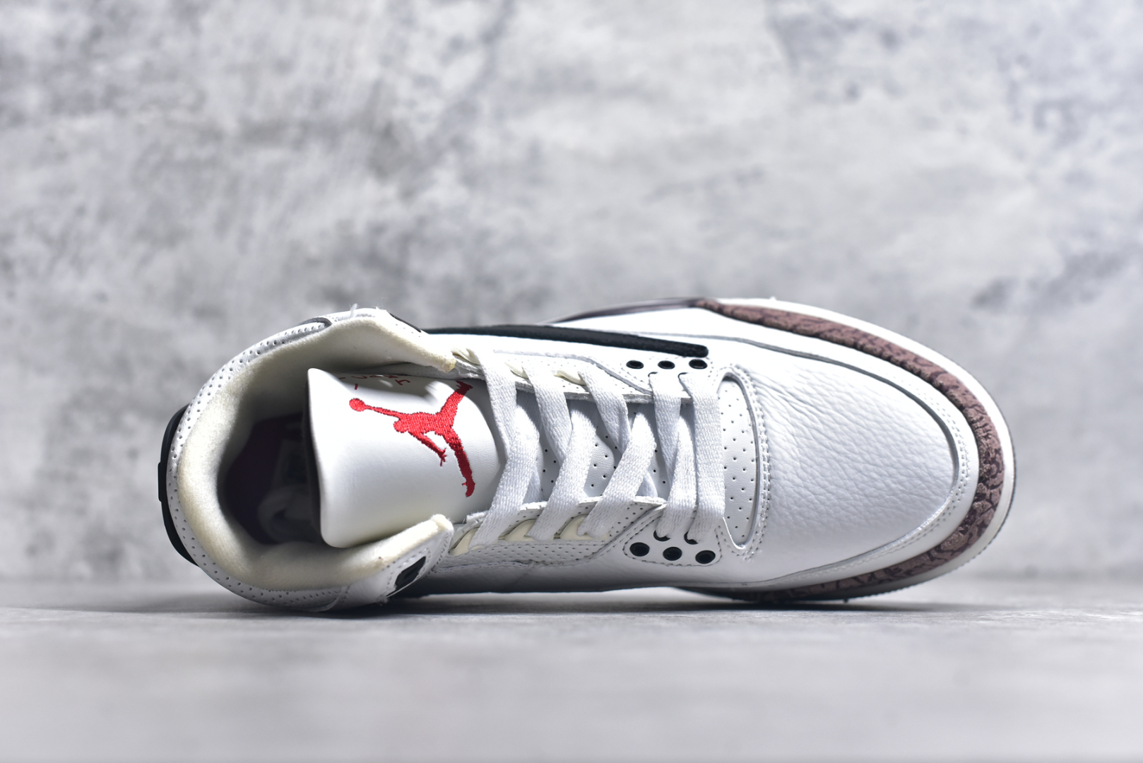 图片[4]-#秒杀 外贸版福利特价 Air Jordan AJ3 系列 原纸板楦头开发 鞋型匹配公司货 正确鞋舌立体高频 最新原厂底模 大底卡色咬花完美 鞋柜必备鞋款 终端现货供应 尺码：36 36.5 37.5 38 38.5 39 40 40.5 41 42 42.5 43 44 44.5 45 46 47.5-选品中心