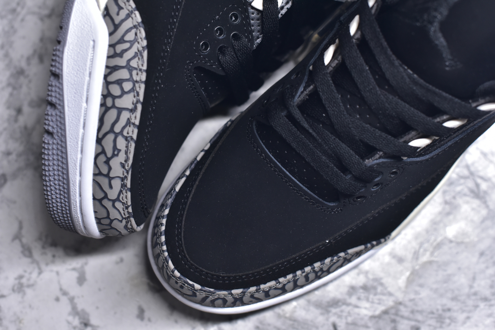 图片[8]-#秒杀 外贸版福利特价 Air Jordan AJ3 系列 原纸板楦头开发 鞋型匹配公司货 正确鞋舌立体高频 最新原厂底模 大底卡色咬花完美 鞋柜必备鞋款 终端现货供应 尺码：36 36.5 37.5 38 38.5 39 40 40.5 41 42 42.5 43 44 44.5 45 46 47.5-选品中心