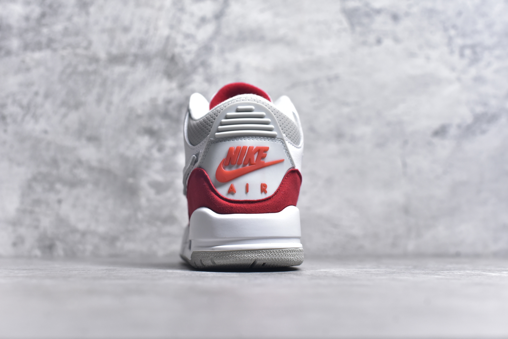 图片[5]-#秒杀 外贸版福利特价 Air Jordan AJ3 系列 原纸板楦头开发 鞋型匹配公司货 正确鞋舌立体高频 最新原厂底模 大底卡色咬花完美 鞋柜必备鞋款 终端现货供应 尺码：36 36.5 37.5 38 38.5 39 40 40.5 41 42 42.5 43 44 44.5 45 46 47.5-选品中心