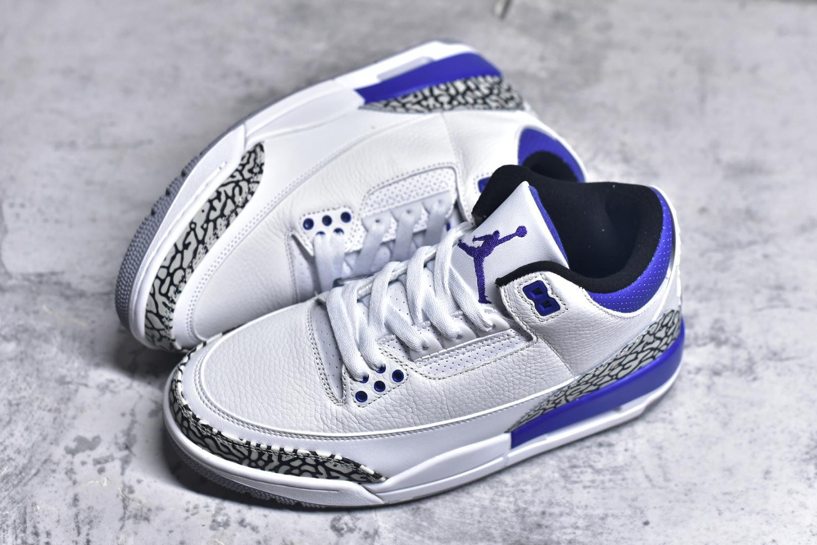 图片[7]-#秒杀 外贸版福利特价 Air Jordan AJ3 系列 原纸板楦头开发 鞋型匹配公司货 正确鞋舌立体高频 最新原厂底模 大底卡色咬花完美 鞋柜必备鞋款 终端现货供应 尺码：36 36.5 37.5 38 38.5 39 40 40.5 41 42 42.5 43 44 44.5 45 46 47.5-选品中心