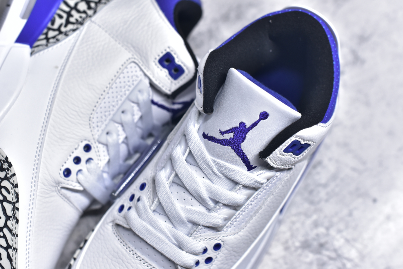 图片[9]-#秒杀 外贸版福利特价 Air Jordan AJ3 系列 原纸板楦头开发 鞋型匹配公司货 正确鞋舌立体高频 最新原厂底模 大底卡色咬花完美 鞋柜必备鞋款 终端现货供应 尺码：36 36.5 37.5 38 38.5 39 40 40.5 41 42 42.5 43 44 44.5 45 46 47.5-选品中心
