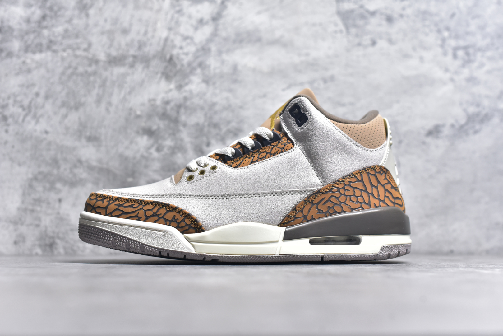 #秒杀 外贸版福利特价 Air Jordan AJ3 系列 原纸板楦头开发 鞋型匹配公司货 正确鞋舌立体高频 最新原厂底模 大底卡色咬花完美 鞋柜必备鞋款 终端现货供应 尺码：36 36.5 37.5 38 38.5 39 40 40.5 41 42 42.5 43 44 44.5 45 46 47.5-选品中心