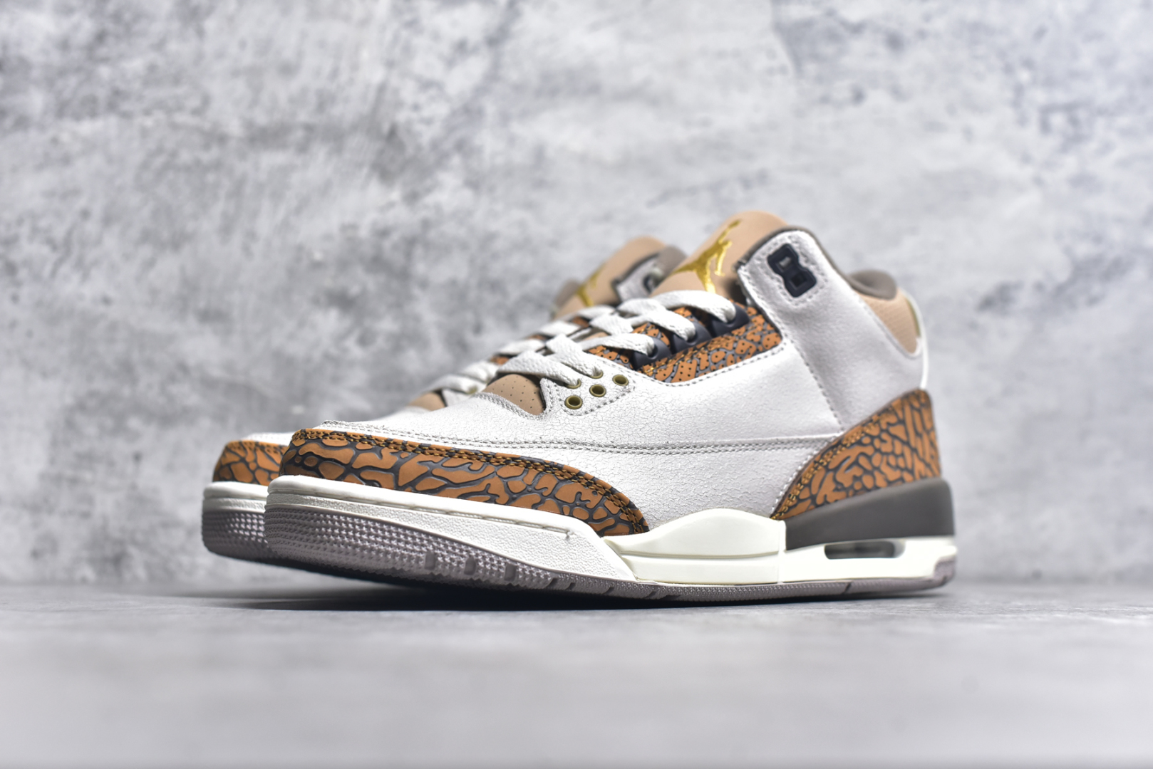 图片[2]-#秒杀 外贸版福利特价 Air Jordan AJ3 系列 原纸板楦头开发 鞋型匹配公司货 正确鞋舌立体高频 最新原厂底模 大底卡色咬花完美 鞋柜必备鞋款 终端现货供应 尺码：36 36.5 37.5 38 38.5 39 40 40.5 41 42 42.5 43 44 44.5 45 46 47.5-选品中心