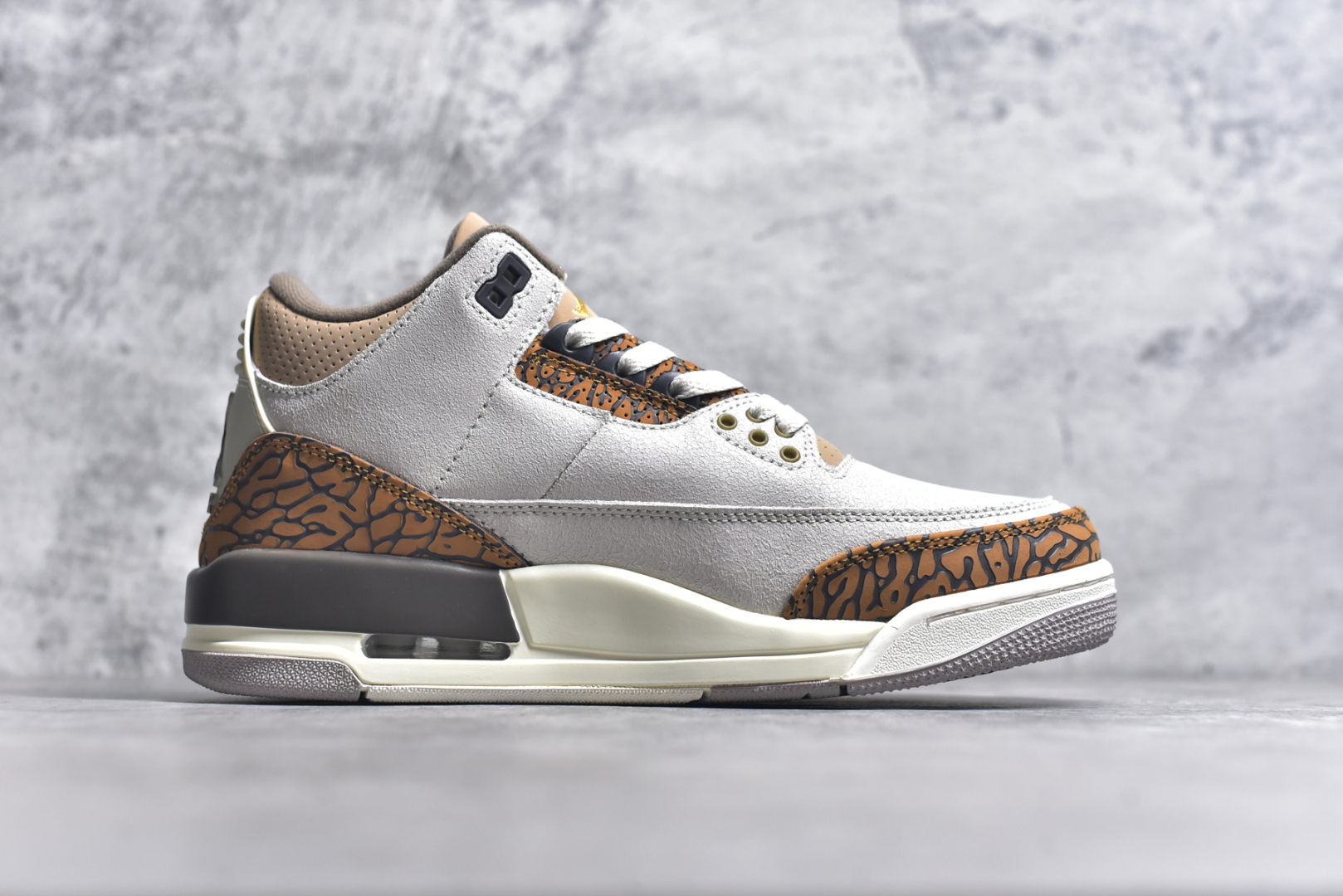 图片[3]-#秒杀 外贸版福利特价 Air Jordan AJ3 系列 原纸板楦头开发 鞋型匹配公司货 正确鞋舌立体高频 最新原厂底模 大底卡色咬花完美 鞋柜必备鞋款 终端现货供应 尺码：36 36.5 37.5 38 38.5 39 40 40.5 41 42 42.5 43 44 44.5 45 46 47.5-选品中心