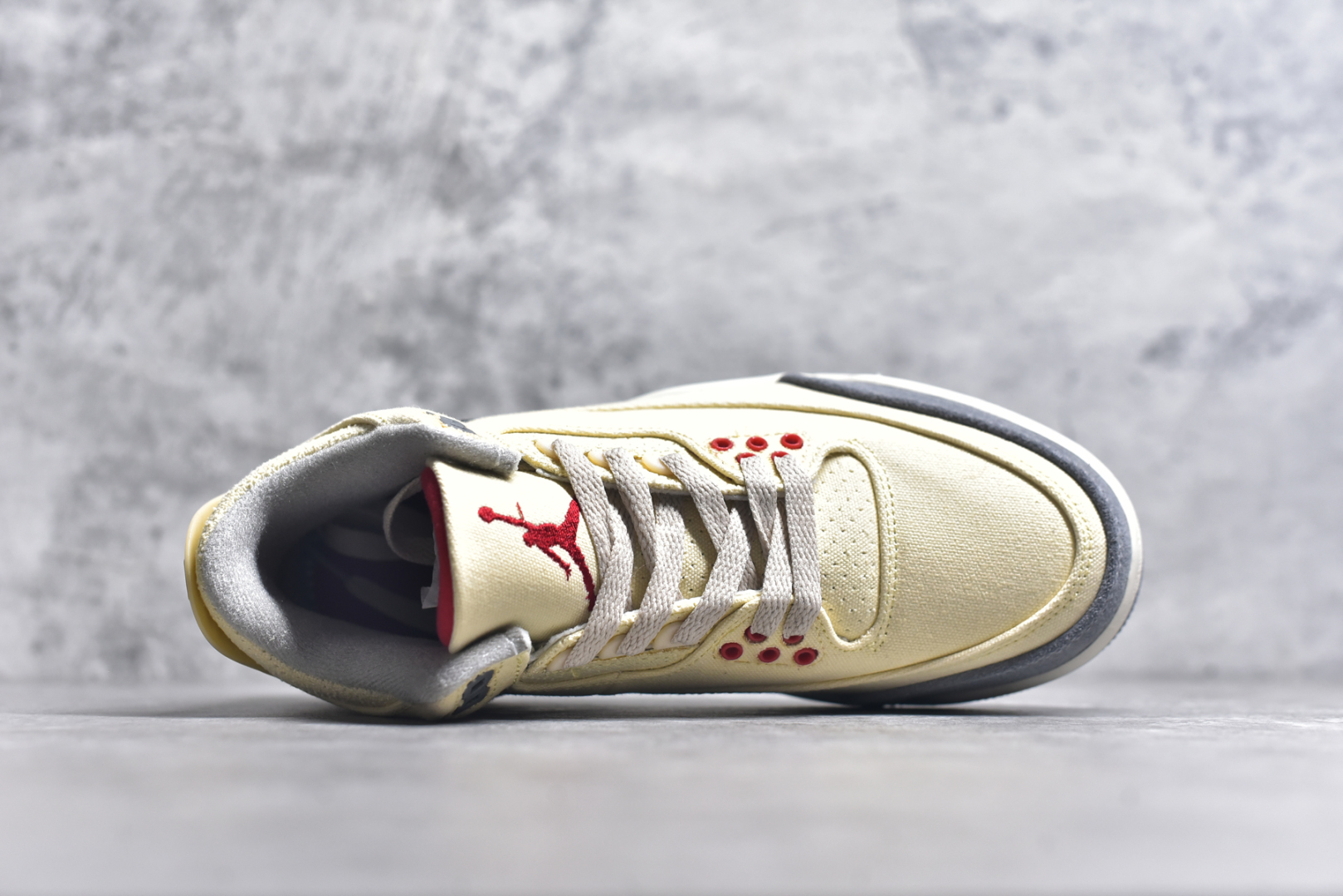 图片[4]-#秒杀 外贸版福利特价 Air Jordan AJ3 系列 原纸板楦头开发 鞋型匹配公司货 正确鞋舌立体高频 最新原厂底模 大底卡色咬花完美 鞋柜必备鞋款 终端现货供应 尺码：36 36.5 37.5 38 38.5 39 40 40.5 41 42 42.5 43 44 44.5 45 46 47.5-选品中心