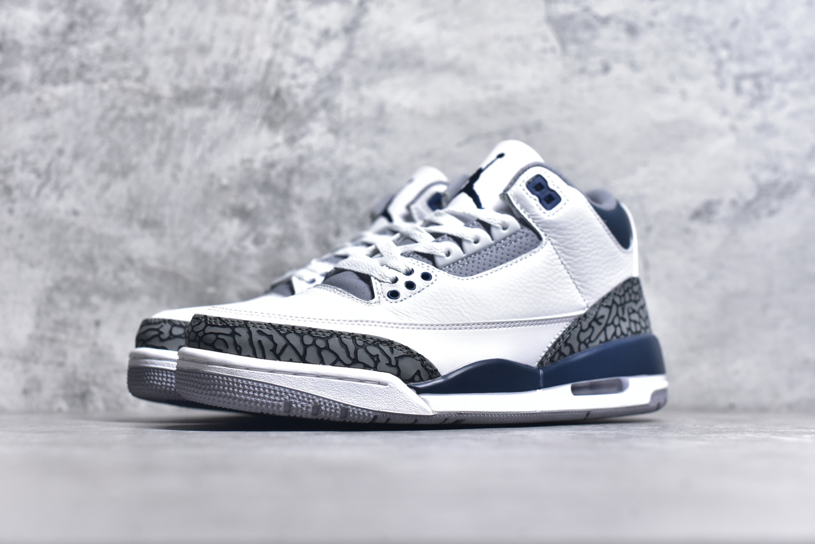 图片[2]-#秒杀 外贸版福利特价 Air Jordan AJ3 系列 原纸板楦头开发 鞋型匹配公司货 正确鞋舌立体高频 最新原厂底模 大底卡色咬花完美 鞋柜必备鞋款 终端现货供应 尺码：36 36.5 37.5 38 38.5 39 40 40.5 41 42 42.5 43 44 44.5 45 46 47.5-选品中心