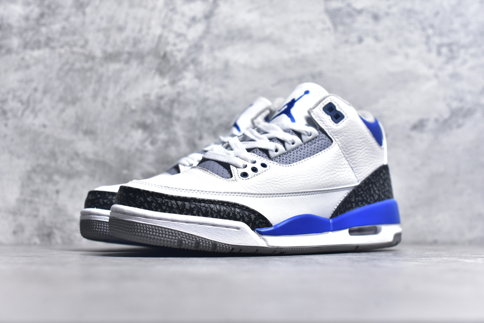图片[2]-#秒杀 外贸版福利特价 Air Jordan AJ3 系列 原纸板楦头开发 鞋型匹配公司货 正确鞋舌立体高频 最新原厂底模 大底卡色咬花完美 鞋柜必备鞋款 终端现货供应 尺码：36 36.5 37.5 38 38.5 39 40 40.5 41 42 42.5 43 44 44.5 45 46 47.5-选品中心
