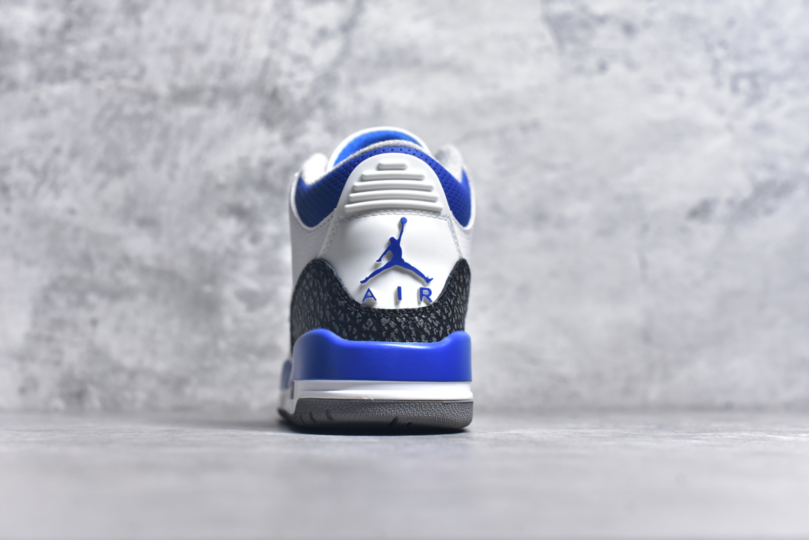 图片[5]-#秒杀 外贸版福利特价 Air Jordan AJ3 系列 原纸板楦头开发 鞋型匹配公司货 正确鞋舌立体高频 最新原厂底模 大底卡色咬花完美 鞋柜必备鞋款 终端现货供应 尺码：36 36.5 37.5 38 38.5 39 40 40.5 41 42 42.5 43 44 44.5 45 46 47.5-选品中心