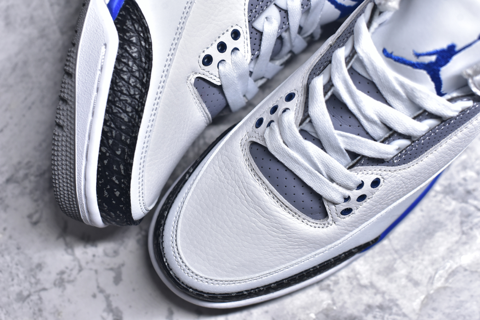 图片[8]-#秒杀 外贸版福利特价 Air Jordan AJ3 系列 原纸板楦头开发 鞋型匹配公司货 正确鞋舌立体高频 最新原厂底模 大底卡色咬花完美 鞋柜必备鞋款 终端现货供应 尺码：36 36.5 37.5 38 38.5 39 40 40.5 41 42 42.5 43 44 44.5 45 46 47.5-选品中心