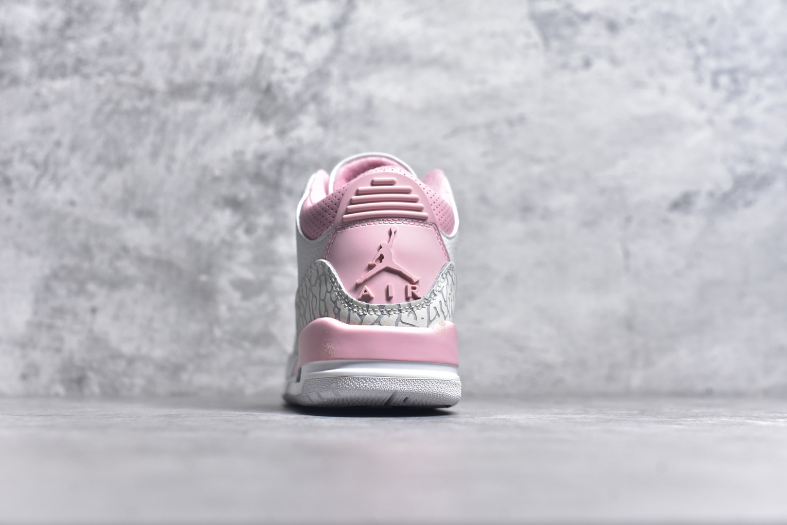 图片[5]-#秒杀 外贸版福利特价 Air Jordan AJ3 系列 原纸板楦头开发 鞋型匹配公司货 正确鞋舌立体高频 最新原厂底模 大底卡色咬花完美 鞋柜必备鞋款 终端现货供应 尺码：36 36.5 37.5 38 38.5 39 40 40.5 41 42 42.5 43 44 44.5 45 46 47.5-选品中心