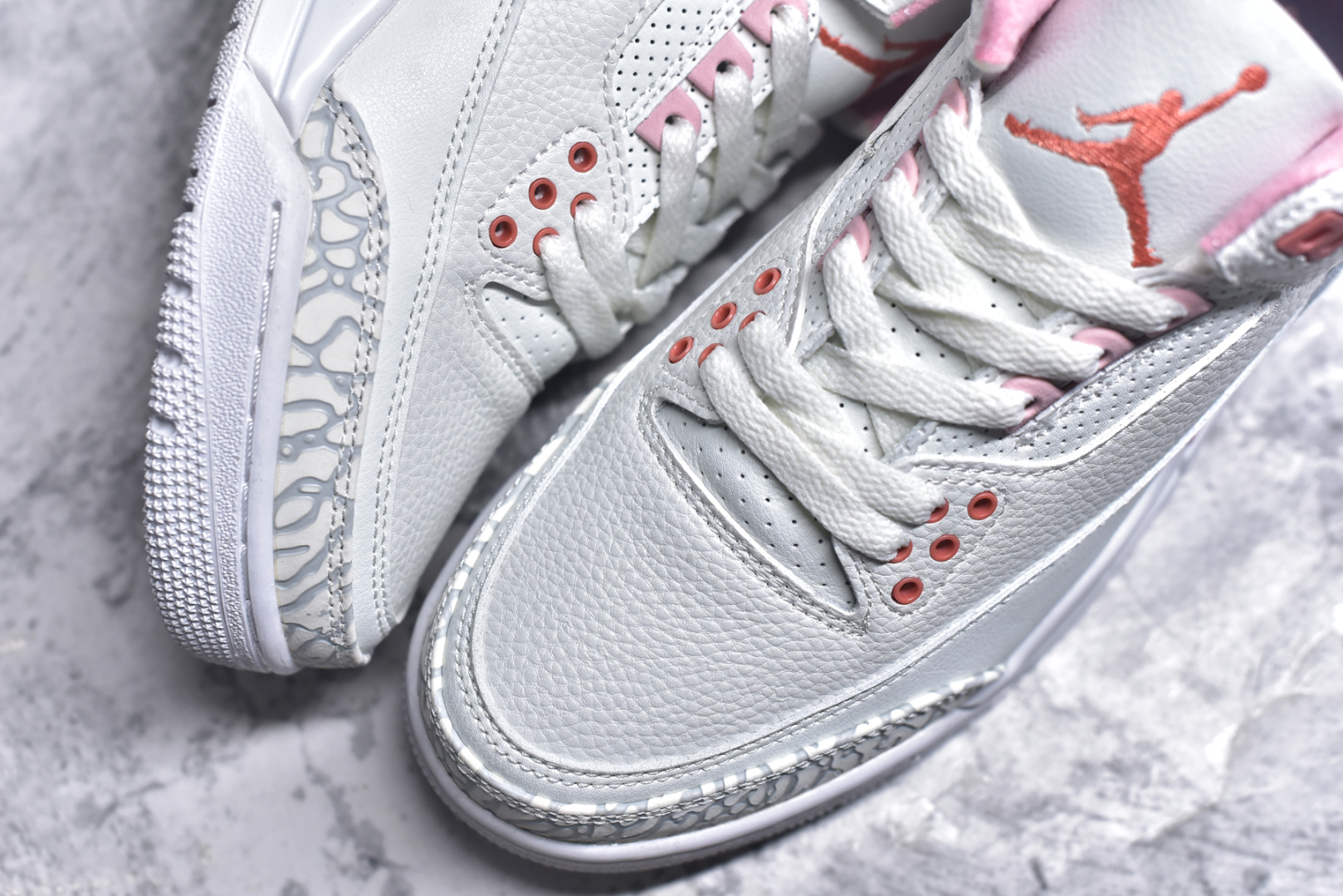 图片[8]-#秒杀 外贸版福利特价 Air Jordan AJ3 系列 原纸板楦头开发 鞋型匹配公司货 正确鞋舌立体高频 最新原厂底模 大底卡色咬花完美 鞋柜必备鞋款 终端现货供应 尺码：36 36.5 37.5 38 38.5 39 40 40.5 41 42 42.5 43 44 44.5 45 46 47.5-选品中心