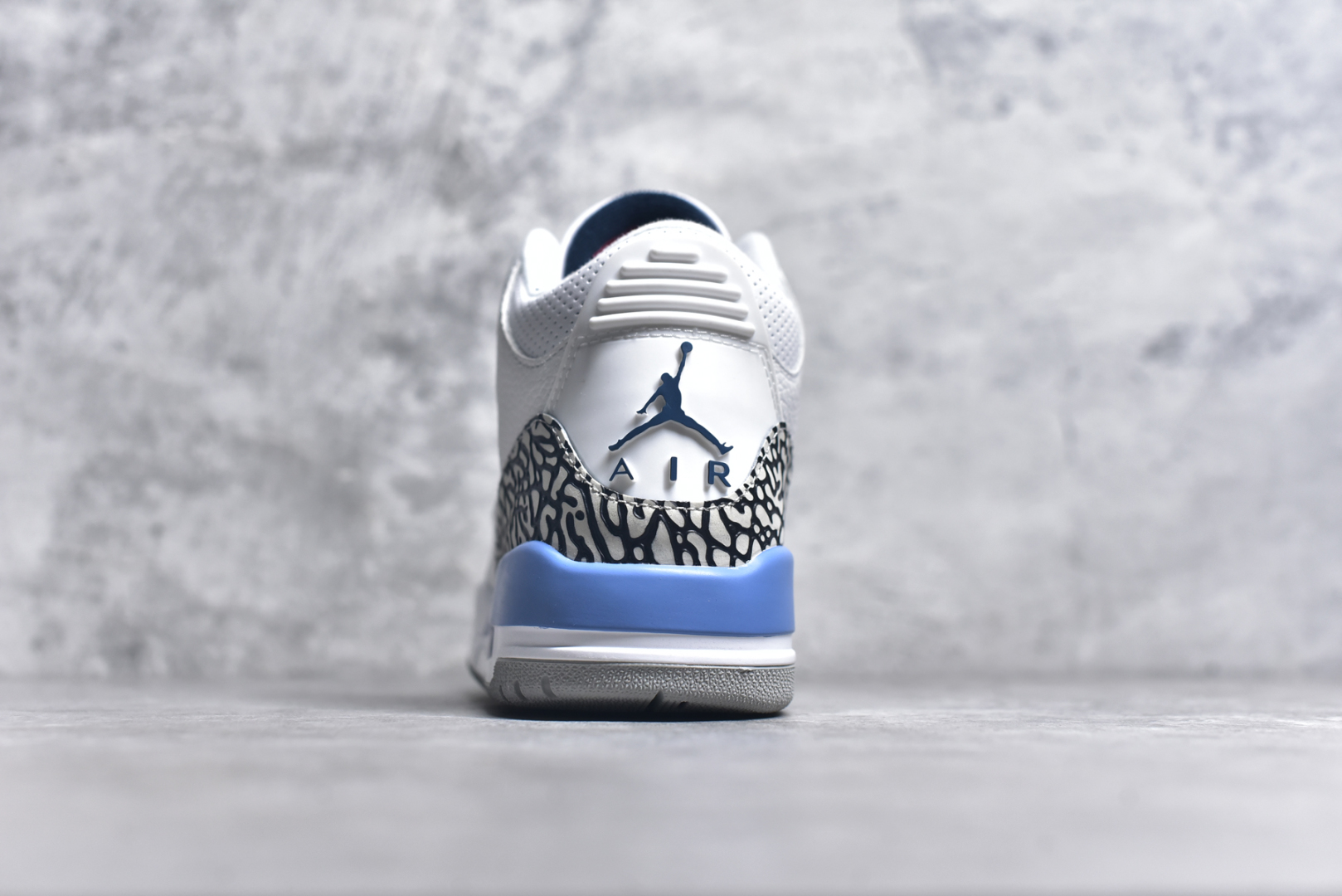 图片[5]-#秒杀 外贸版福利特价 Air Jordan AJ3 系列 原纸板楦头开发 鞋型匹配公司货 正确鞋舌立体高频 最新原厂底模 大底卡色咬花完美 鞋柜必备鞋款 终端现货供应 尺码：36 36.5 37.5 38 38.5 39 40 40.5 41 42 42.5 43 44 44.5 45 46 47.5-选品中心