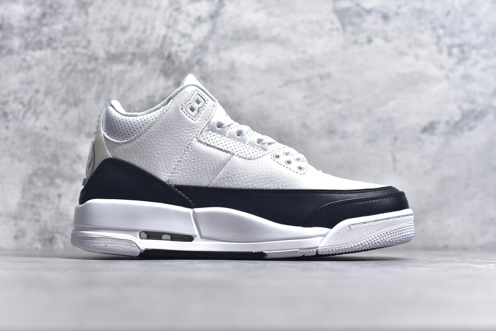 图片[3]-#秒杀 外贸版福利特价 Air Jordan AJ3 系列 原纸板楦头开发 鞋型匹配公司货 正确鞋舌立体高频 最新原厂底模 大底卡色咬花完美 鞋柜必备鞋款 终端现货供应 尺码：36 36.5 37.5 38 38.5 39 40 40.5 41 42 42.5 43 44 44.5 45 46 47.5-选品中心