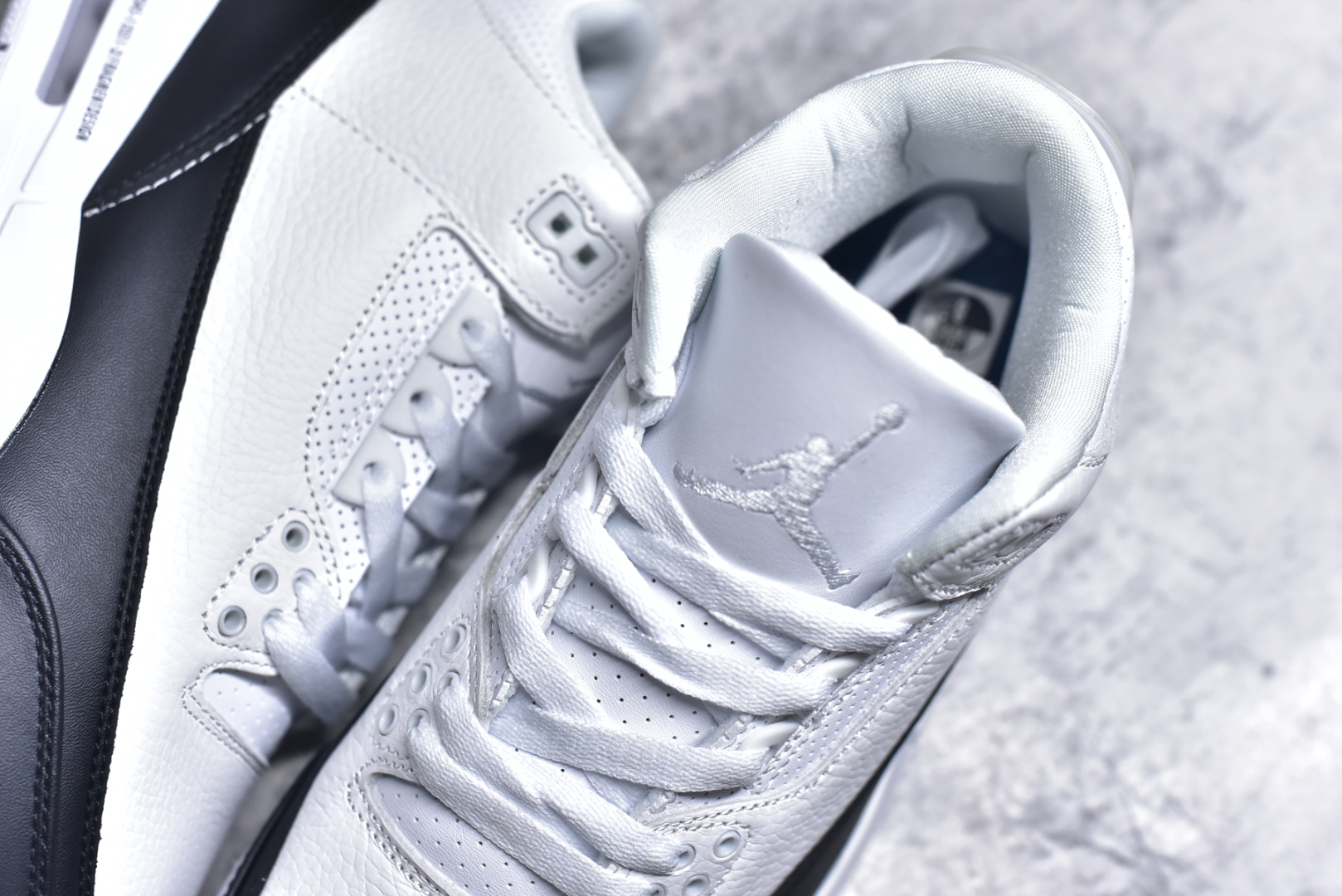 图片[9]-#秒杀 外贸版福利特价 Air Jordan AJ3 系列 原纸板楦头开发 鞋型匹配公司货 正确鞋舌立体高频 最新原厂底模 大底卡色咬花完美 鞋柜必备鞋款 终端现货供应 尺码：36 36.5 37.5 38 38.5 39 40 40.5 41 42 42.5 43 44 44.5 45 46 47.5-选品中心