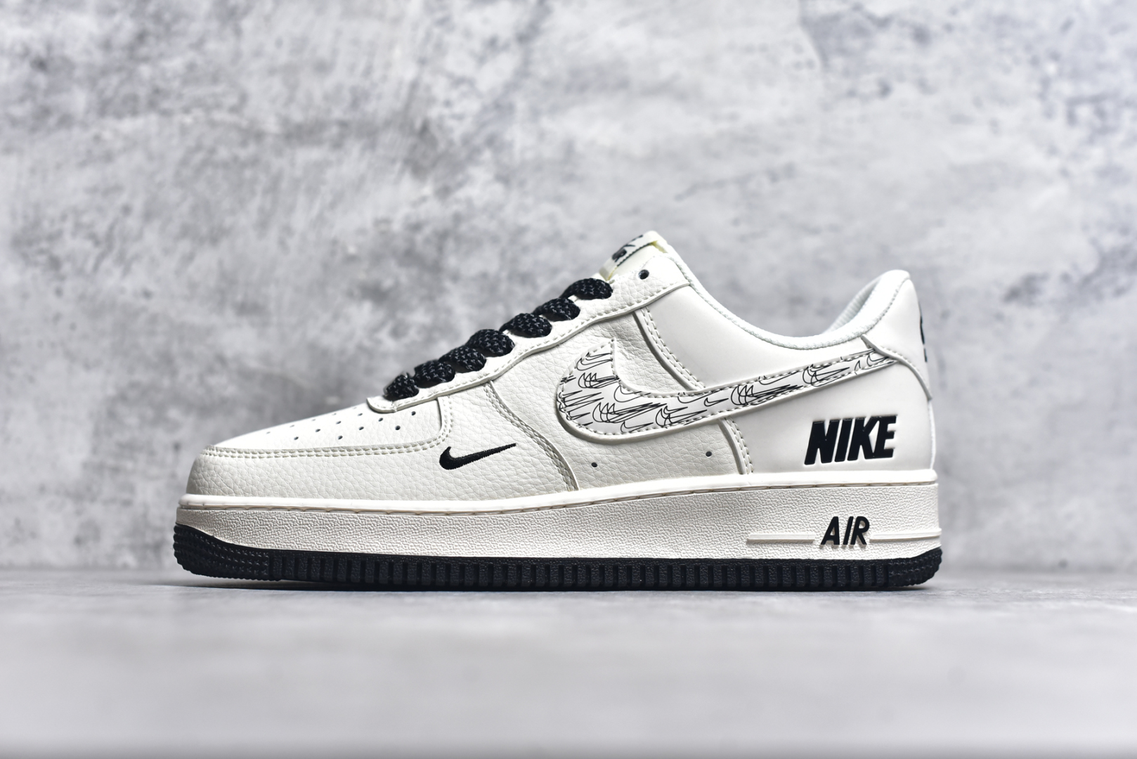 #Nk Air Force 1\’07 Low NIKE联名 米黑多小勾 空军一号低帮休闲板鞋 HH7518-046 #定制皮料 3M反光 原楦原纸板 纯正版型 清洁度完美 内置全掌气垫 尺码：36 36.5 37.5 38 38.5 39 40 40.5 41 42 42.5 43 44 44.5 45 9.D4-选品中心