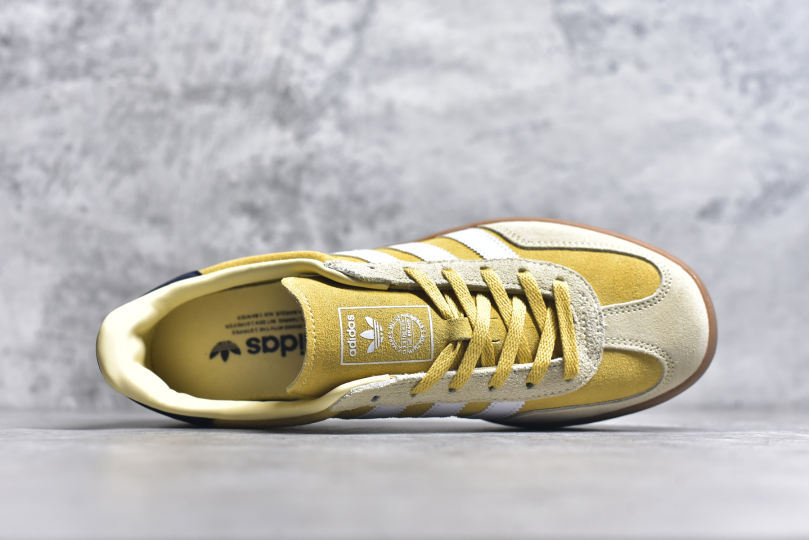 图片[4]-#AD Gazelle Indoor Trainers 羚羊内训系列低帮复古百搭休闲运动德训风板鞋 JI3523 90年代经典的复刻版！自60年代以足球训练鞋面世以来,Gazelle就以其经典设计席卷全球。1991年版本的复刻,再造经典Gazelle。采用皮革打造,搭配浊色细节,让这款经典更加简约。尺码：36 36⅔ 37⅓ 38 38⅔ 39⅓ 40 40⅔ 41⅓ 42 42⅔ 43⅓ 44⅓ 44⅔ 45-选品中心