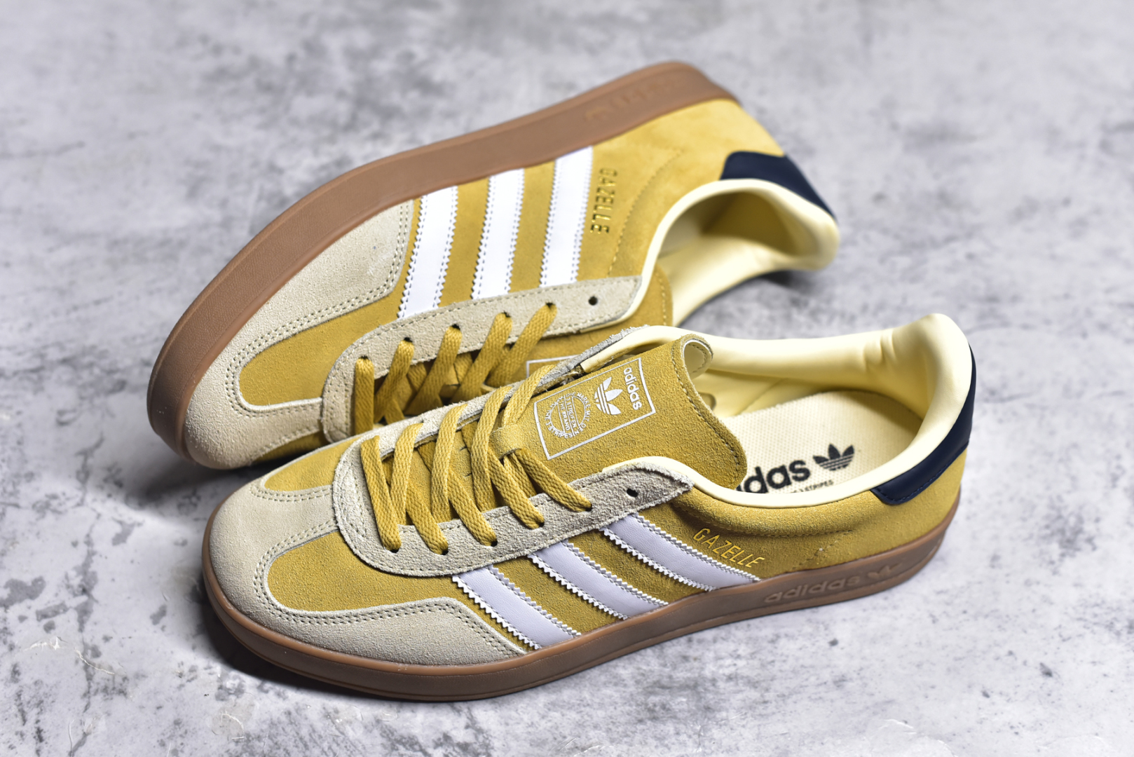 图片[7]-#AD Gazelle Indoor Trainers 羚羊内训系列低帮复古百搭休闲运动德训风板鞋 JI3523 90年代经典的复刻版！自60年代以足球训练鞋面世以来,Gazelle就以其经典设计席卷全球。1991年版本的复刻,再造经典Gazelle。采用皮革打造,搭配浊色细节,让这款经典更加简约。尺码：36 36⅔ 37⅓ 38 38⅔ 39⅓ 40 40⅔ 41⅓ 42 42⅔ 43⅓ 44⅓ 44⅔ 45-选品中心