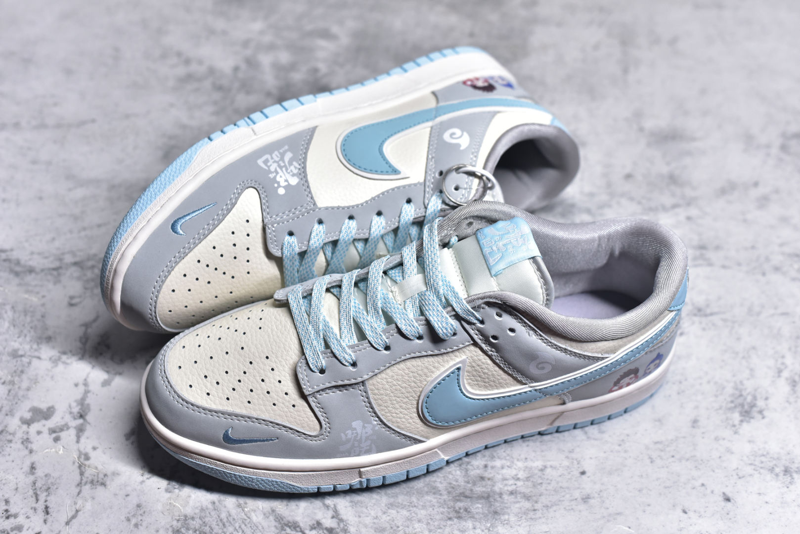 图片[7]-#Nk SB Dunk Low 哪吒系列 灰白蓝勾 周年高端定制 低帮休闲板鞋 LW1818-114 #定制鞋盒 大厂纯原品质出货 超高清洁度 皮料切割干净无任何毛边 细节完美 尺码：36 36.5 37.5 38 36.5 39 40 40.5 41 42 42.5 43 44 44.5 45 9.E5-选品中心
