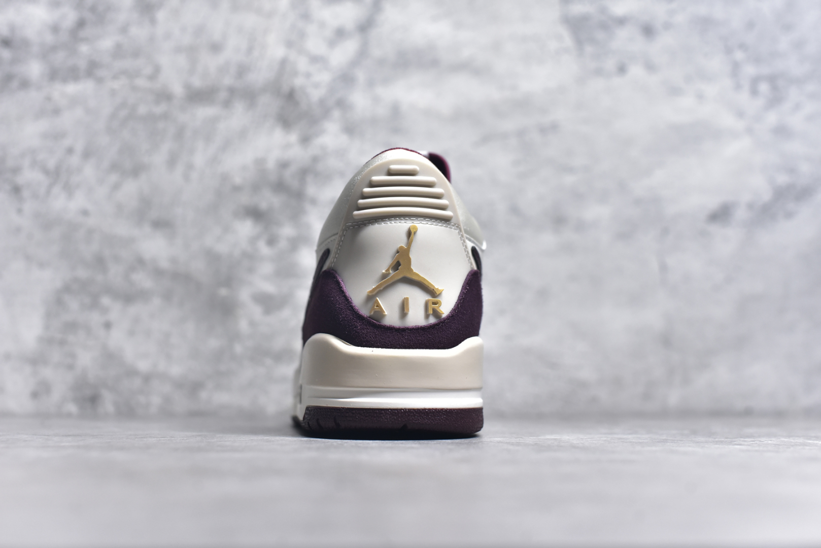 图片[5]-#Air Jordan legacy 312 Low \”Year of The Snak\”蛇年限定乔丹篮球鞋系列 号称 “最强三合一” 的Jordan Legacy 312，自然有着杂交结合的设计，它的名字就展现出它所包含的鞋款元素，312 分别对应了 Air Jordan 3、Air Jordan 1 和 Air Trainer 2，将这三双经典又有不俗人气的鞋款融合，“最强三合一” 的名称由此得来。货号：IB4712-161 尺码：36 36.5 37.5 38 38.5 39 40 40.5 41 42 42.5 43 44 44.5 45 46 47.5-选品中心