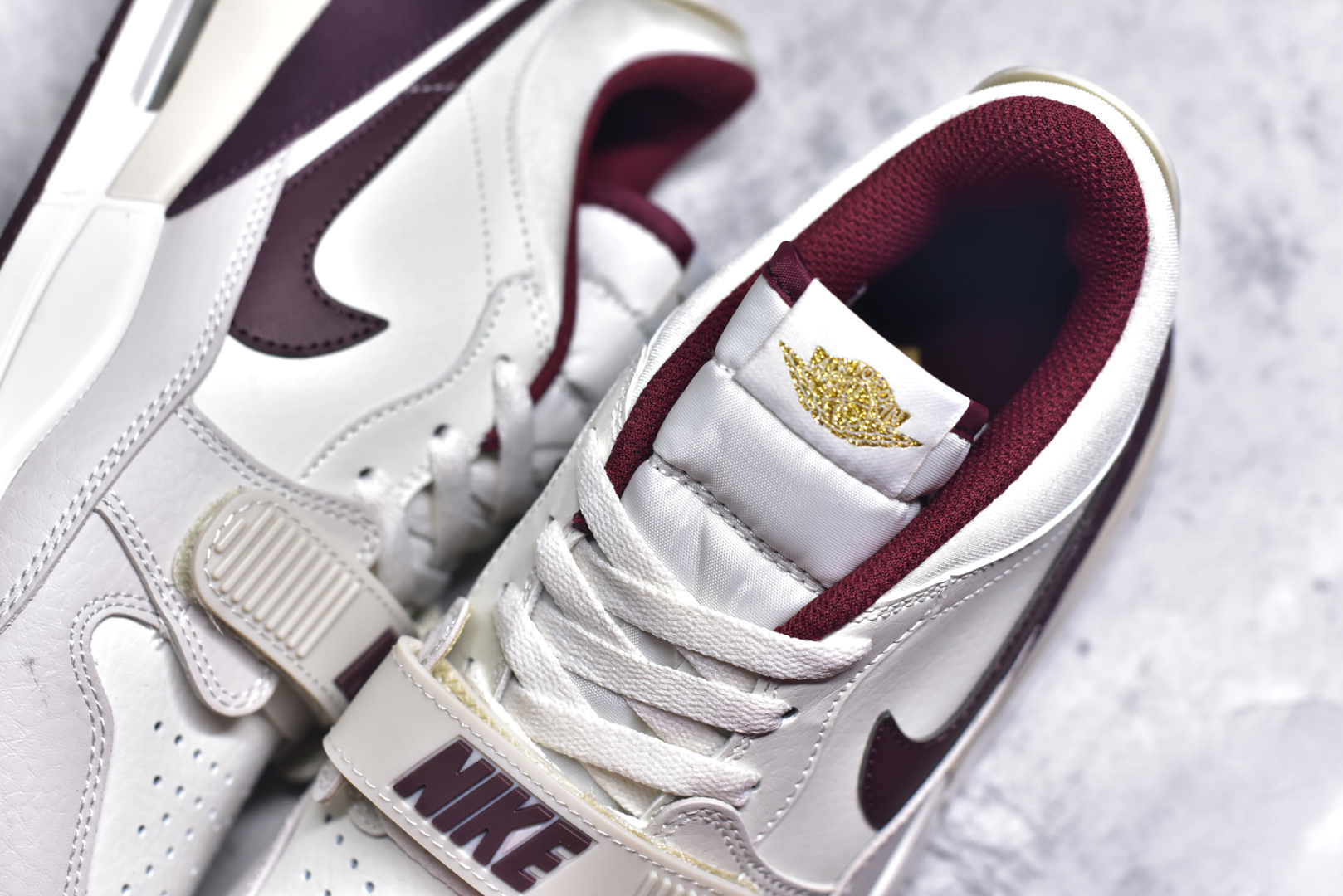 图片[9]-#Air Jordan legacy 312 Low \”Year of The Snak\”蛇年限定乔丹篮球鞋系列 号称 “最强三合一” 的Jordan Legacy 312，自然有着杂交结合的设计，它的名字就展现出它所包含的鞋款元素，312 分别对应了 Air Jordan 3、Air Jordan 1 和 Air Trainer 2，将这三双经典又有不俗人气的鞋款融合，“最强三合一” 的名称由此得来。货号：IB4712-161 尺码：36 36.5 37.5 38 38.5 39 40 40.5 41 42 42.5 43 44 44.5 45 46 47.5-选品中心