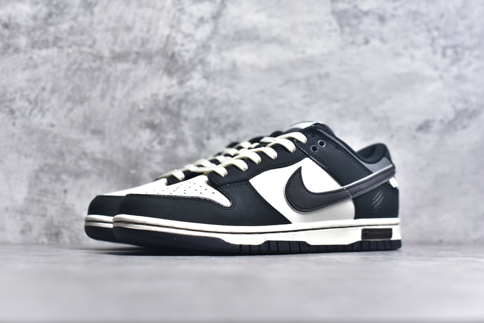 图片[2]-#Nk SB Dunk Low 饿狼传说 周年高端定制 低帮休闲板鞋 BW1220-008 #定制鞋盒 大厂纯原品质出货 超高清洁度 皮料切割干净无任何毛边 细节完美 尺码：36 36.5 37.5 38 38.5 39 40 40.5 41 42 42.5 43 44 44.5 45 9.E5-选品中心