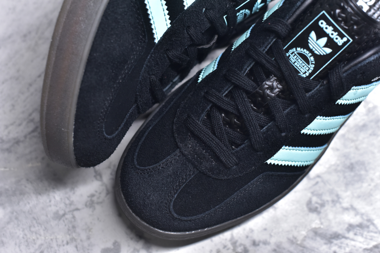 图片[8]-#AD Gazelle Indoor Trainers 羚羊内训系列低帮复古百搭休闲运动德训风板鞋 JR7112 90年代经典的复刻版！自60年代以足球训练鞋面世以来,Gazelle就以其经典设计席卷全球。1991年版本的复刻,再造经典Gazelle。采用皮革打造,搭配浊色细节,让这款经典更加简约。尺码：36 36⅔ 37⅓ 38 38⅔ 39⅓ 40 40⅔ 41⅓ 42 42⅔ 43⅓ 44⅓ 44⅔ 45-选品中心